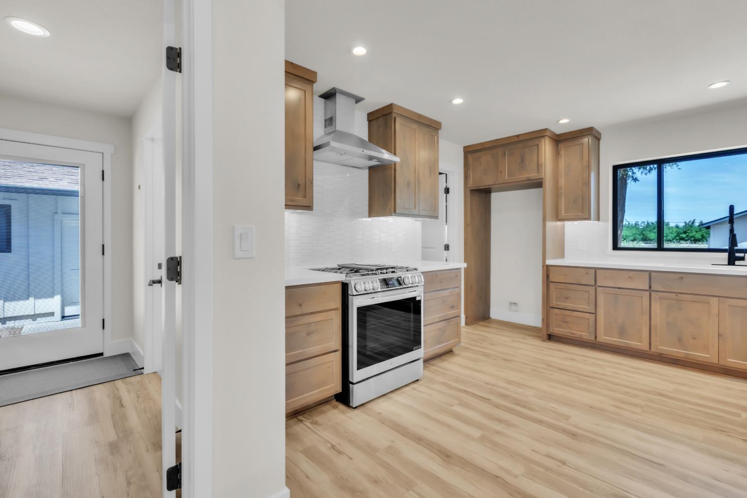 3559 Howsley Road