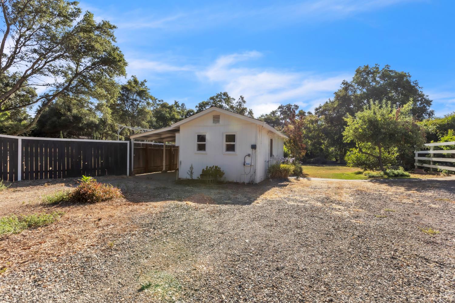 3241 Humphrey Road