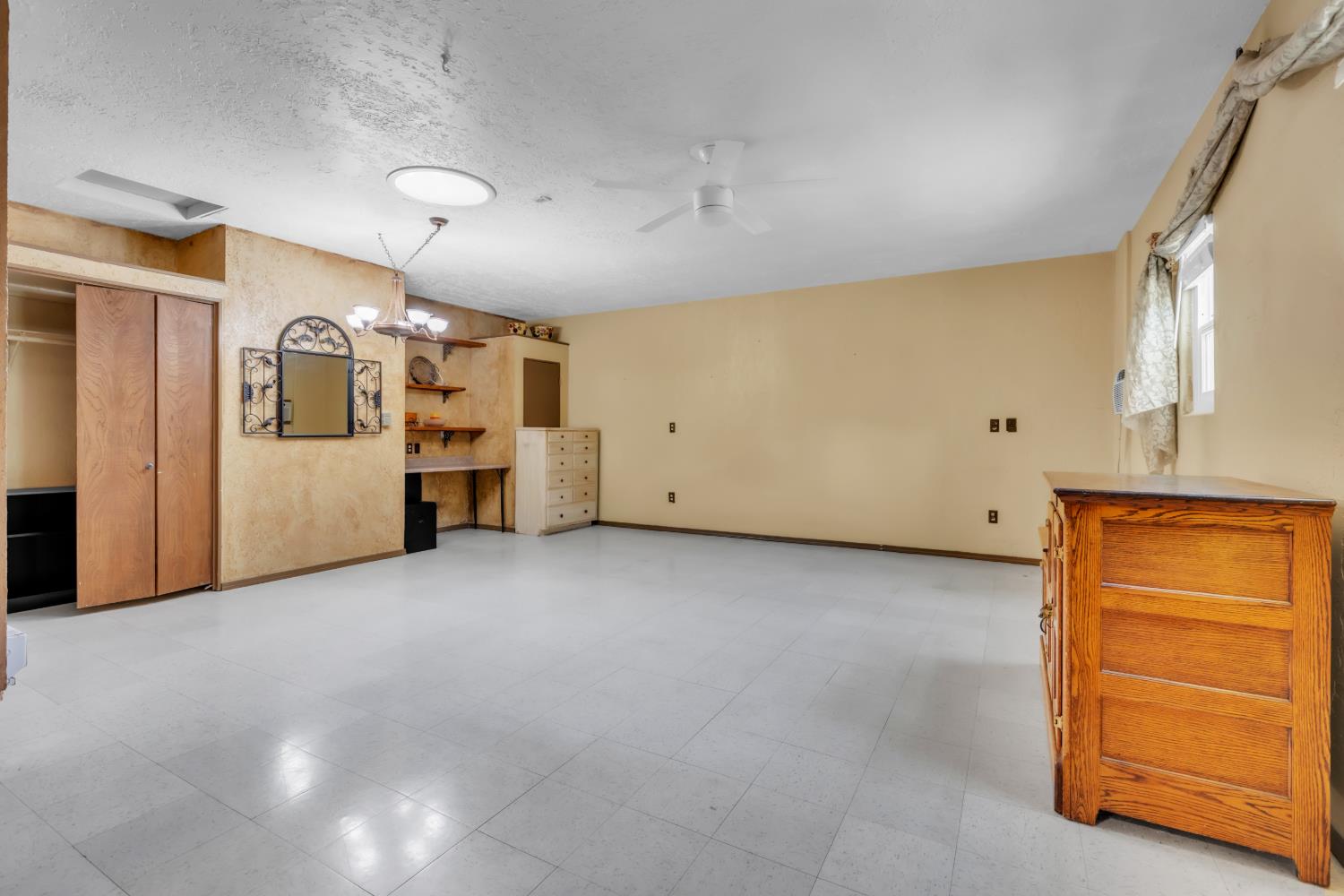 3241 Humphrey Road