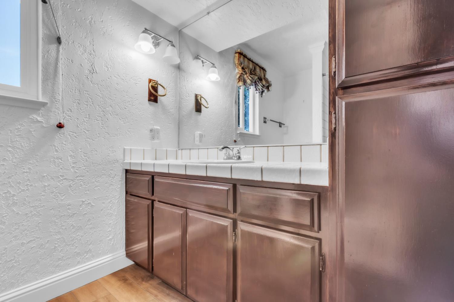 3241 Humphrey Road