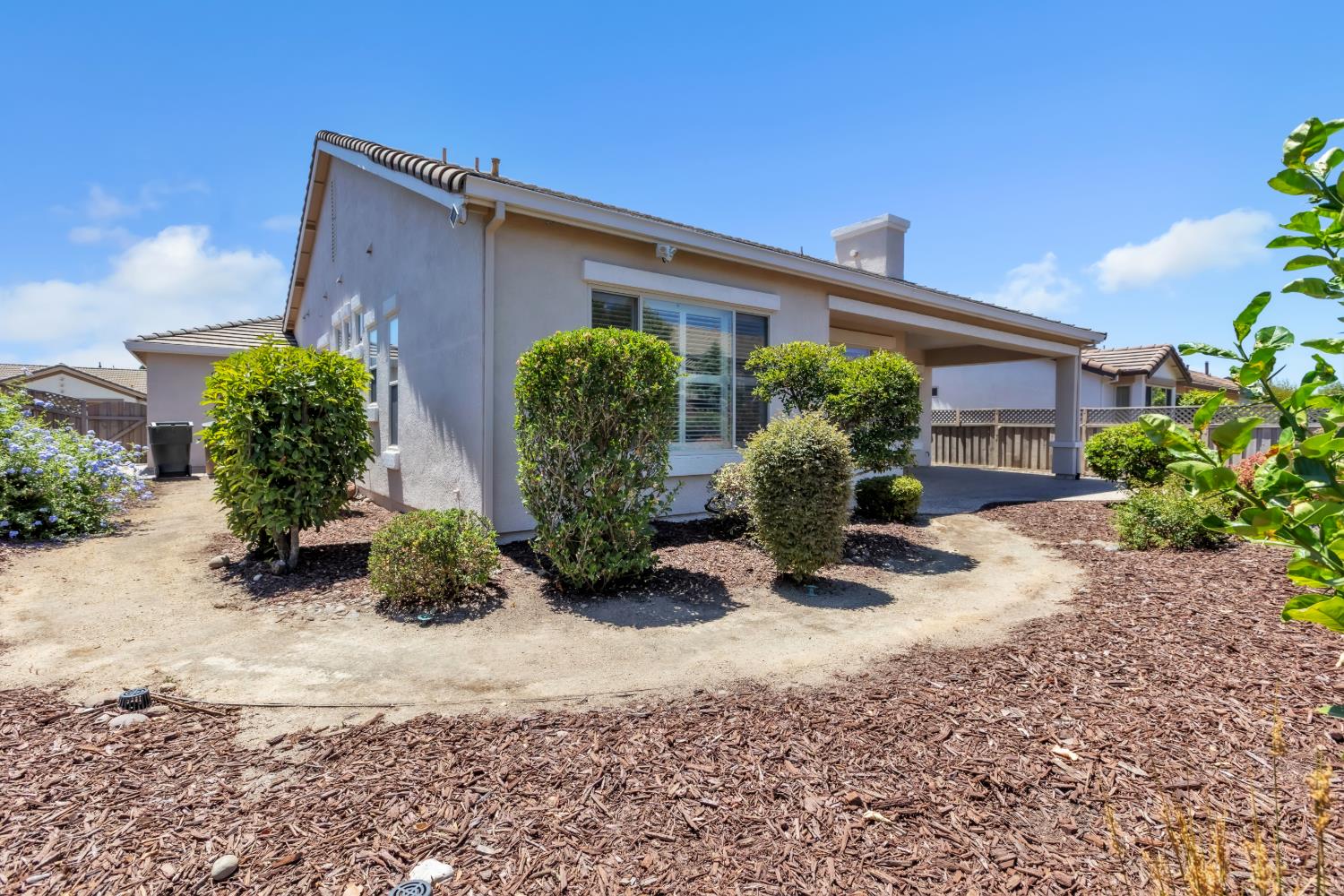 1052 Magnolia Lane