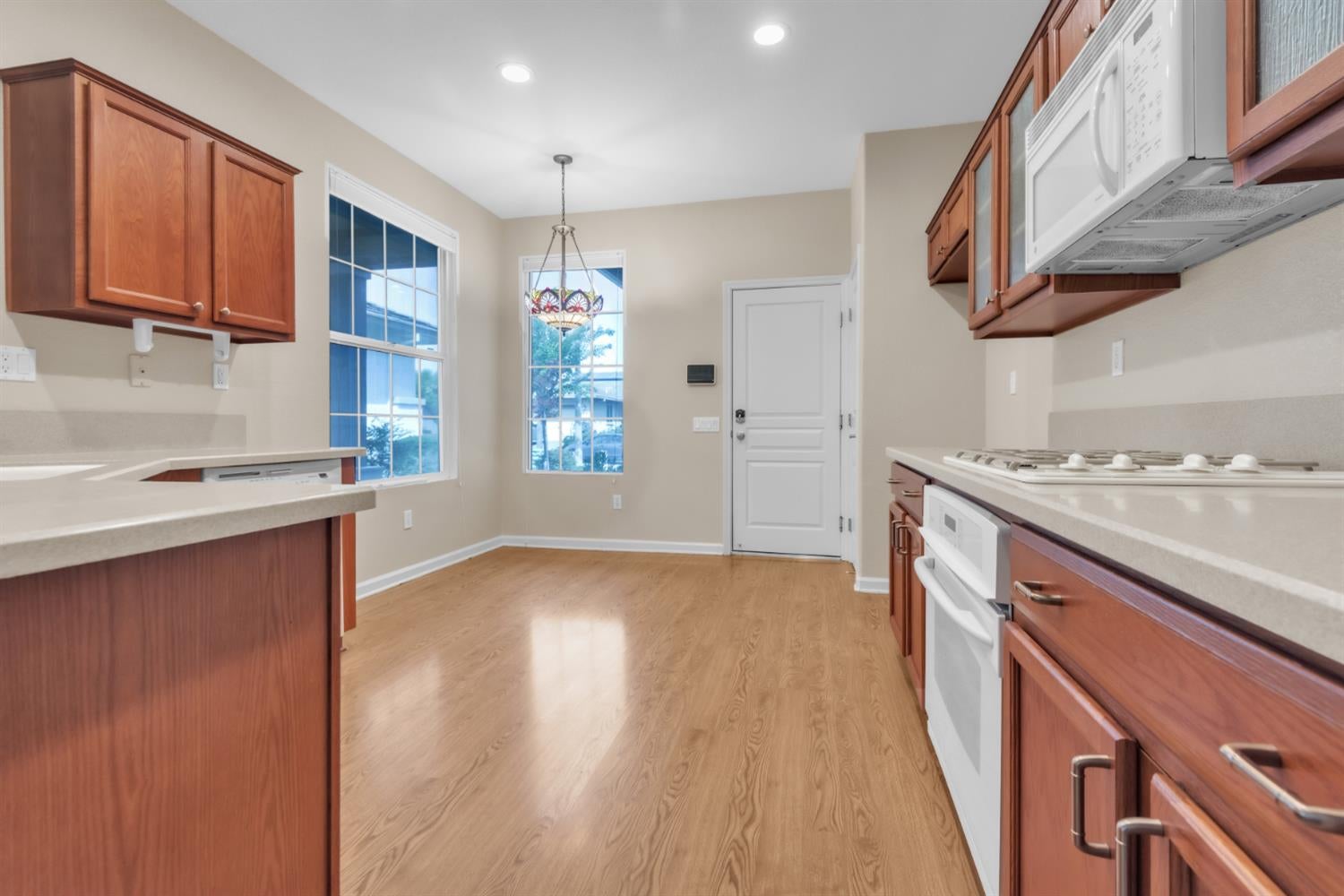 2297 Song Sparrow Lane