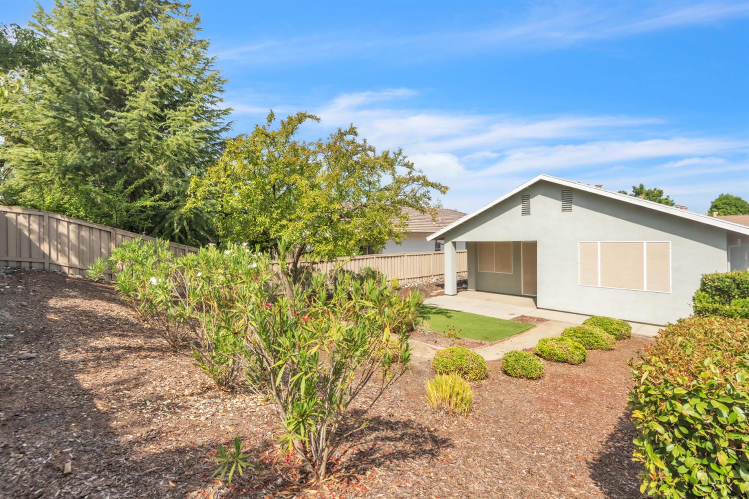 2297 Song Sparrow Lane
