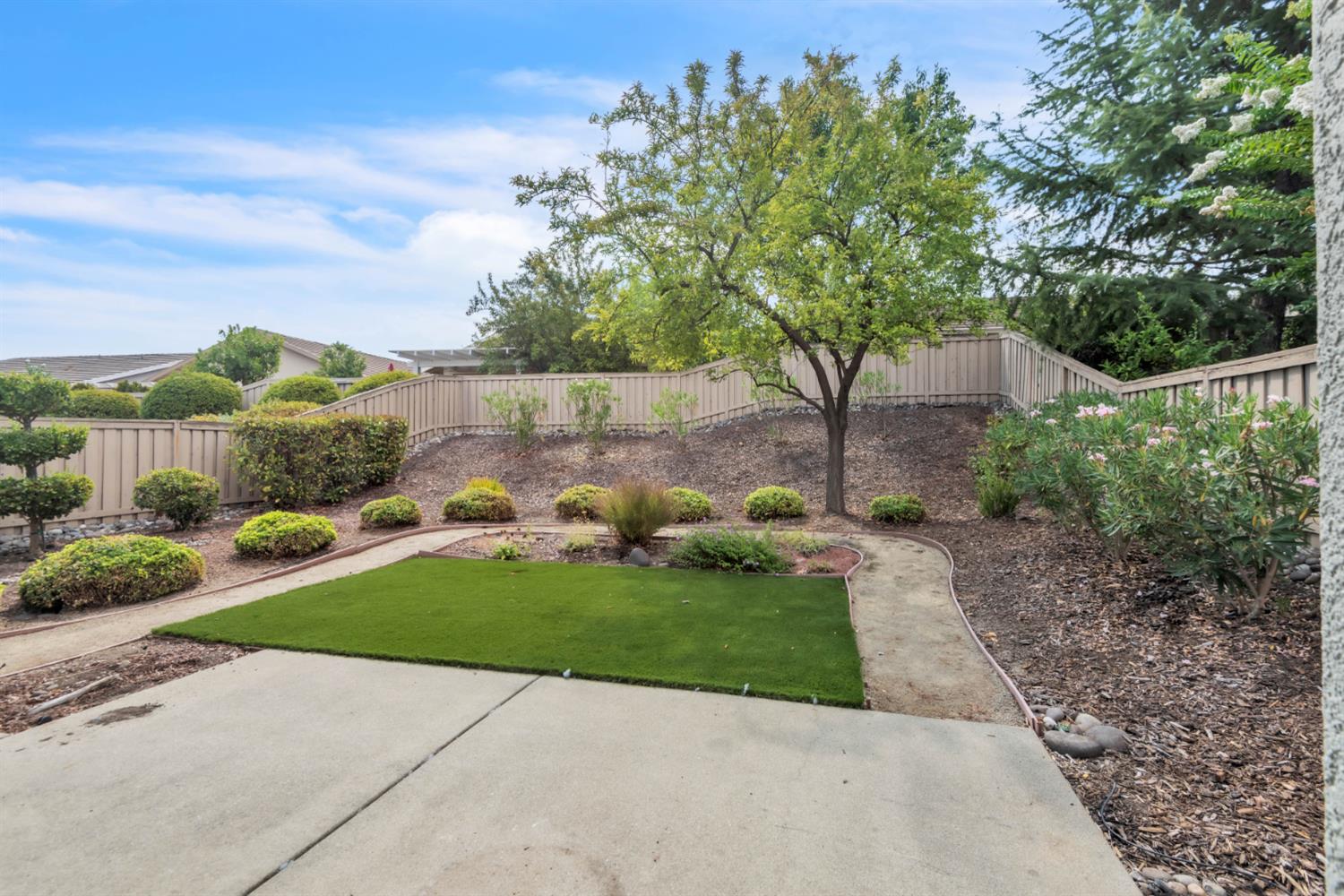 2297 Song Sparrow Lane