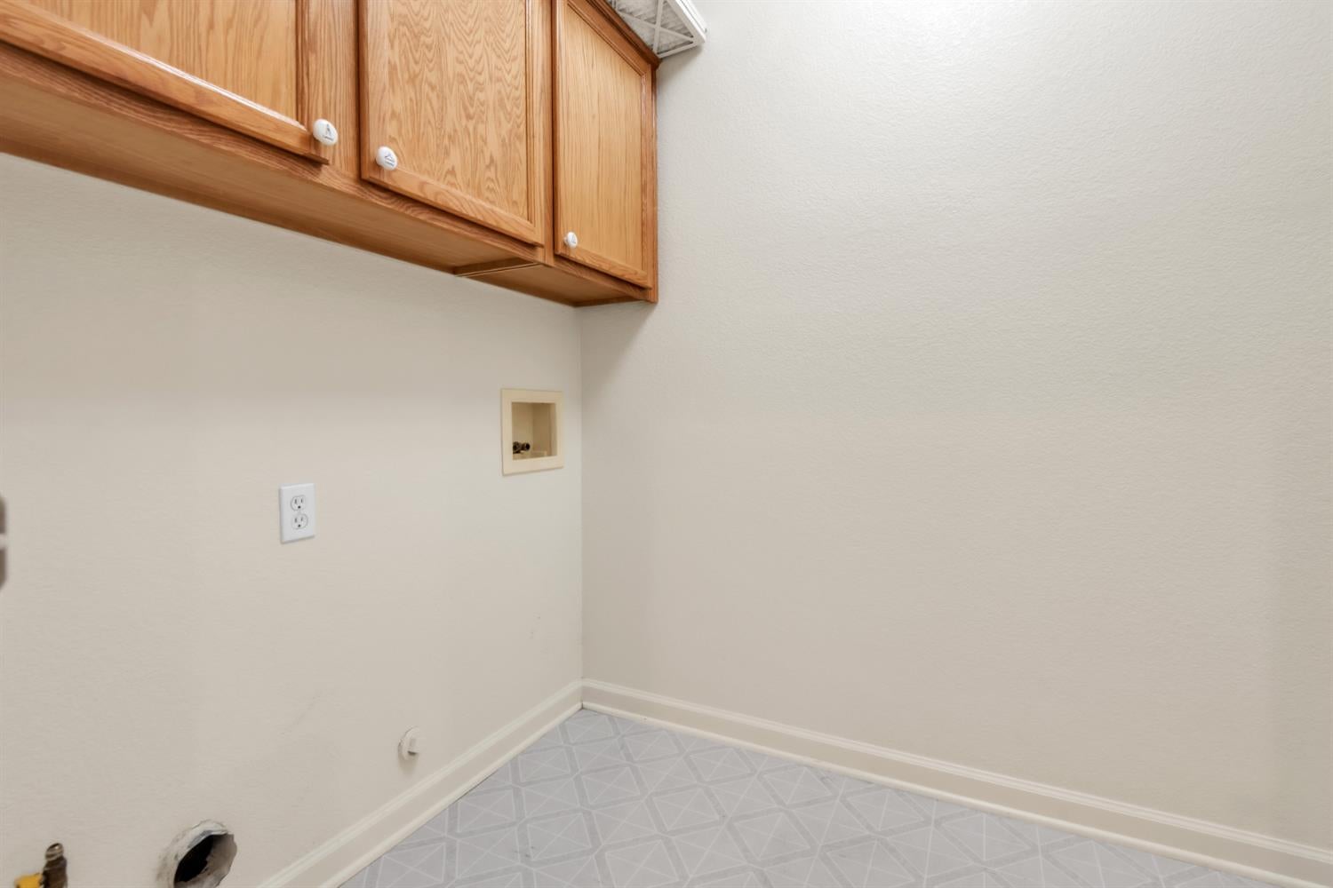 2297 Song Sparrow Lane