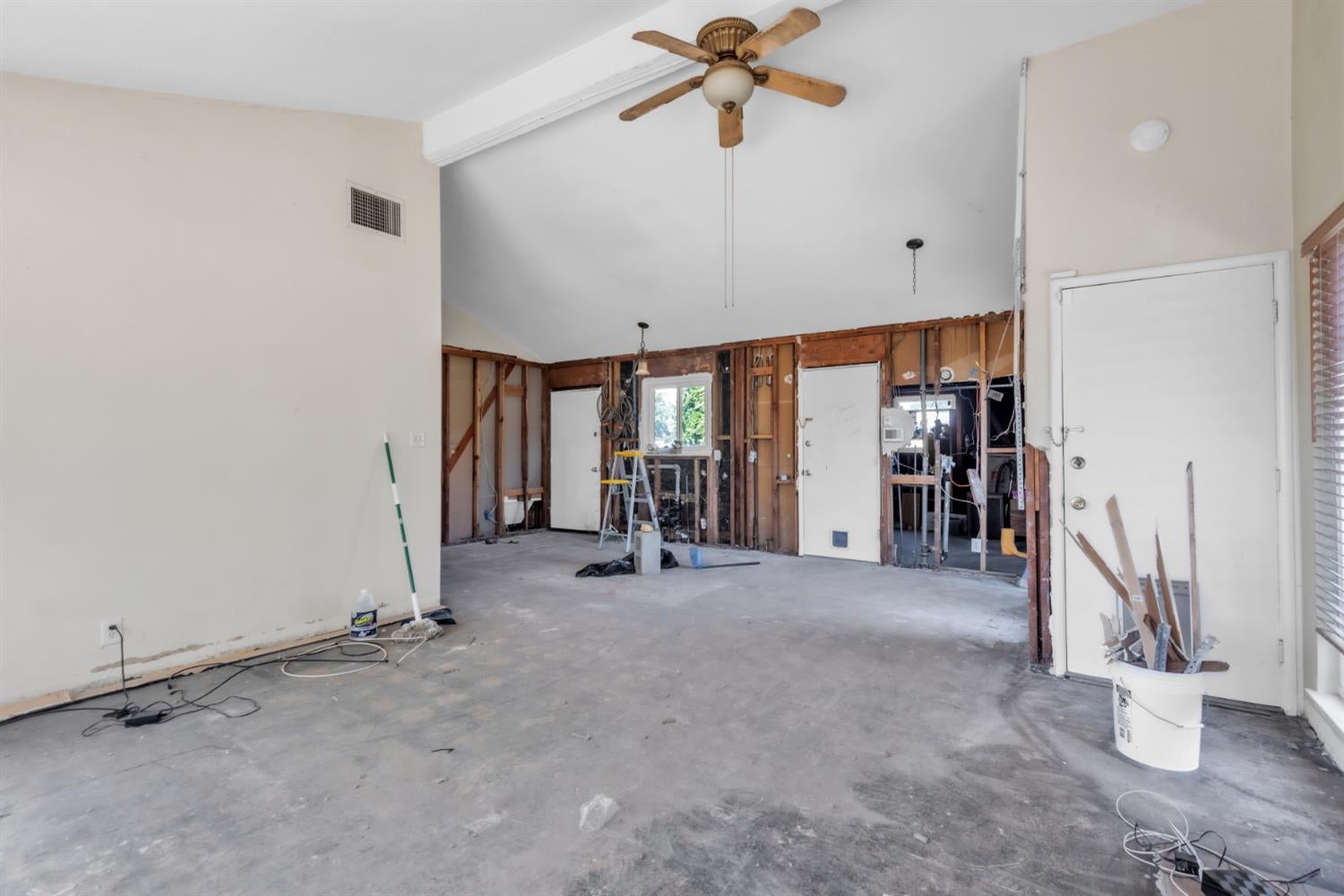 8248 Lichen Drive