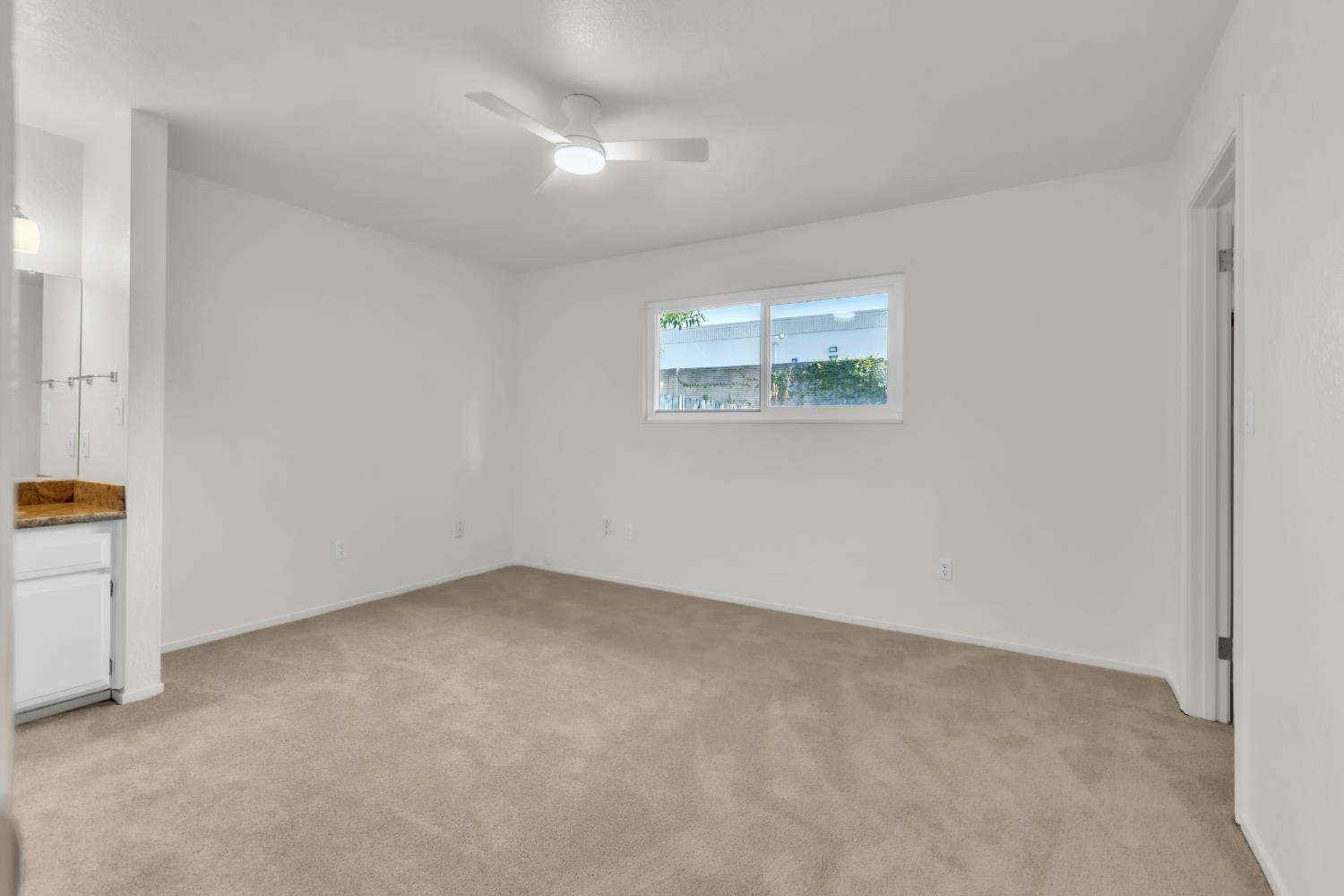 6910 Folsom Oaks Court