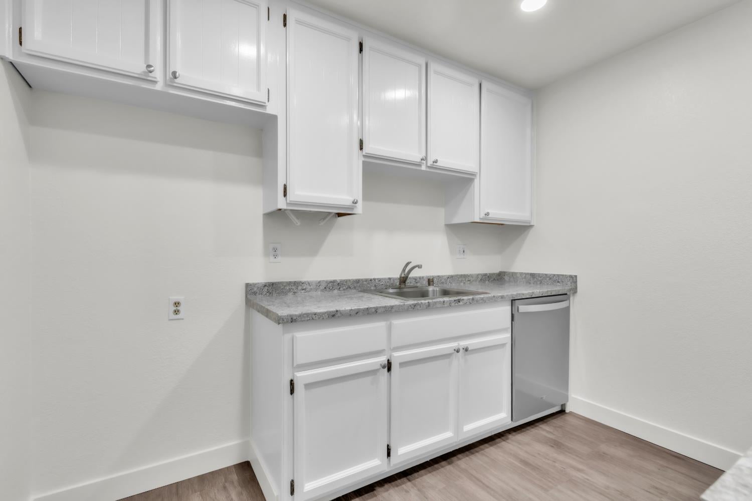 6910 Folsom Oaks Court