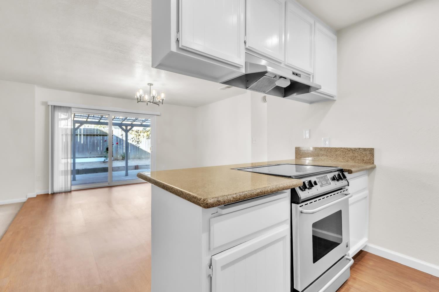 6910 Folsom Oaks Court