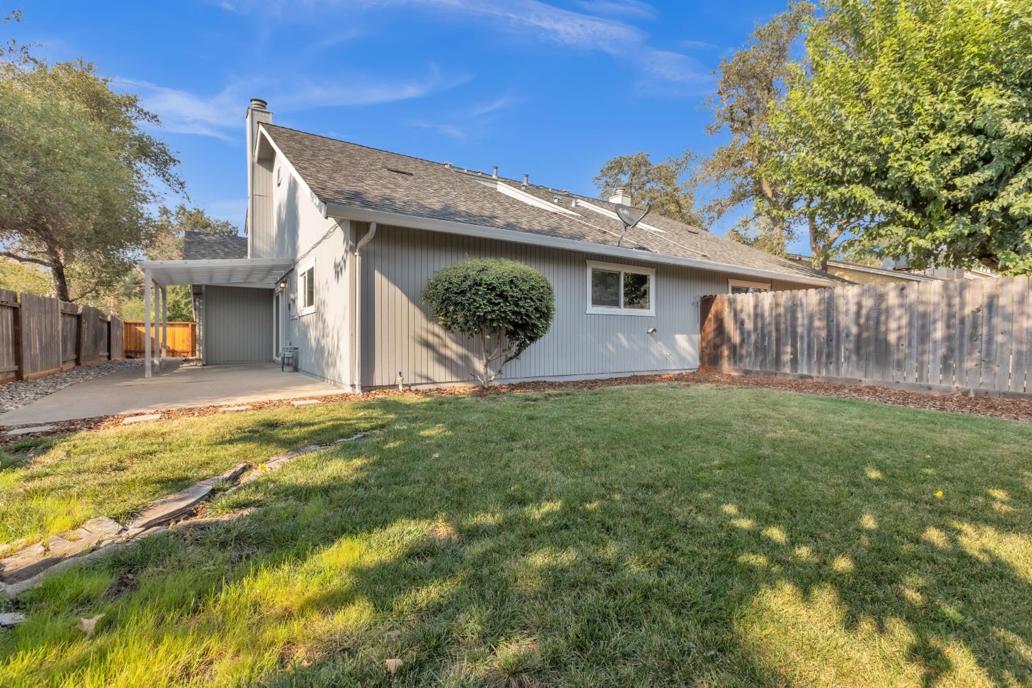 6910 Folsom Oaks Court