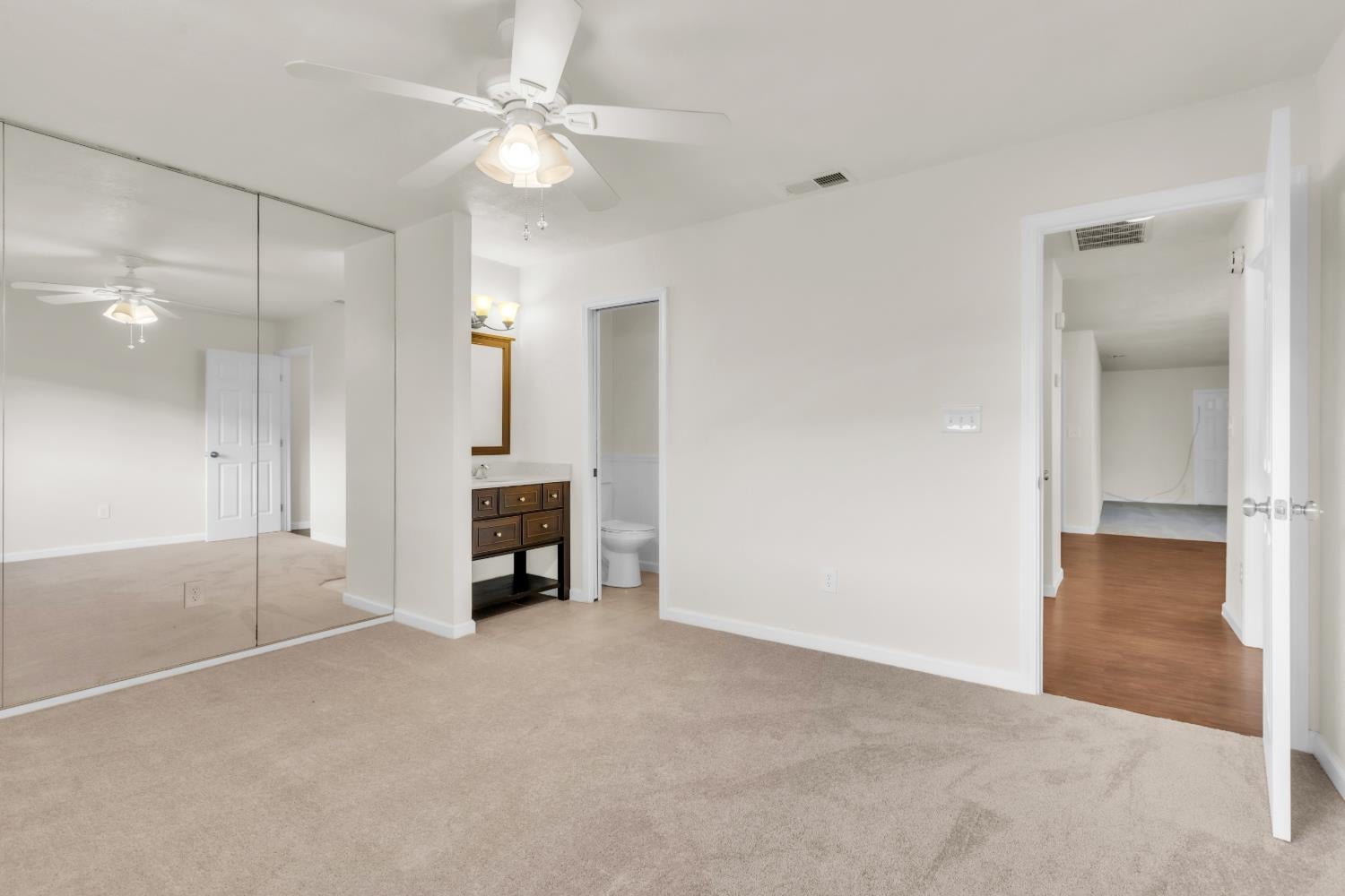6910 Folsom Oaks Court
