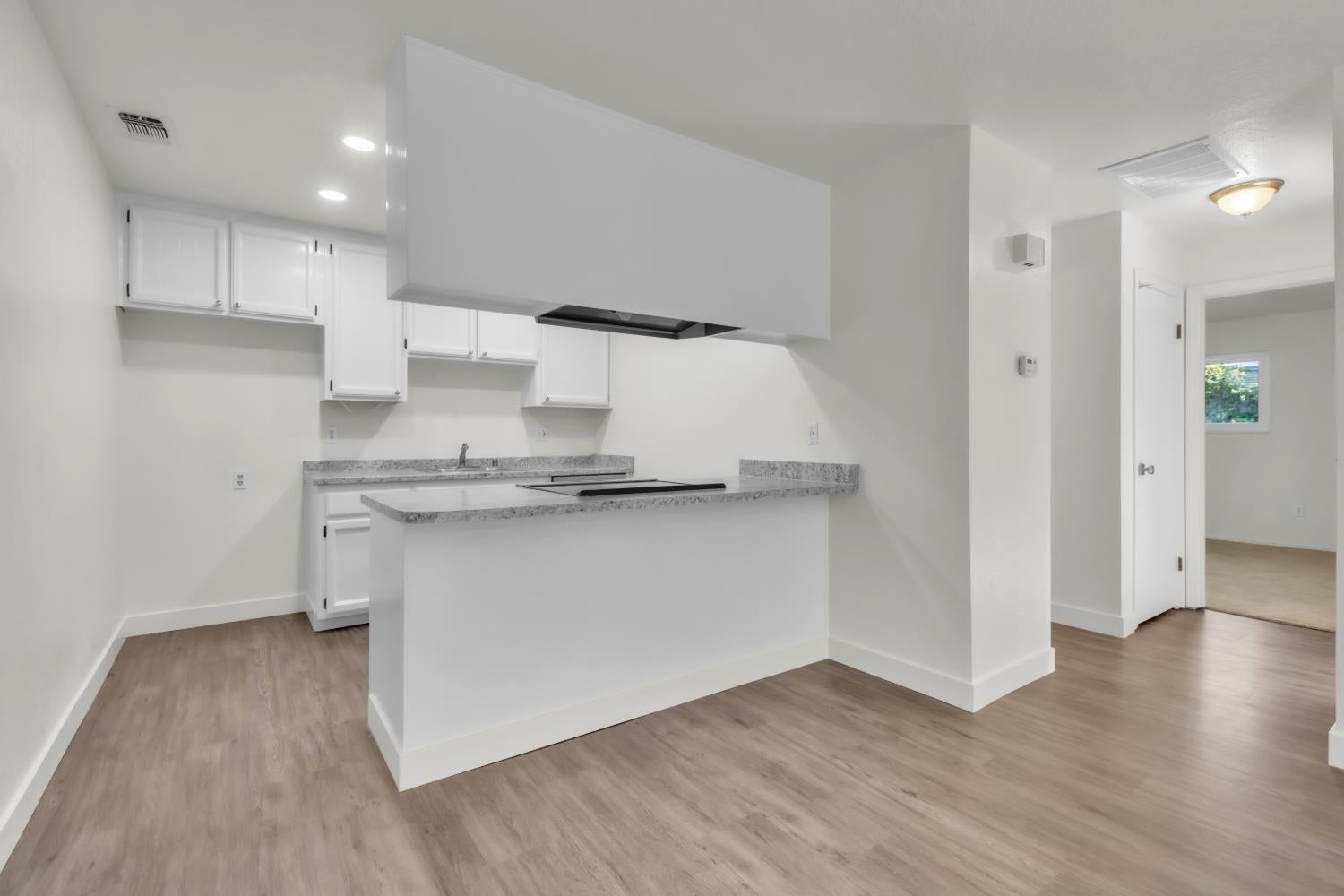 6910 Folsom Oaks Court