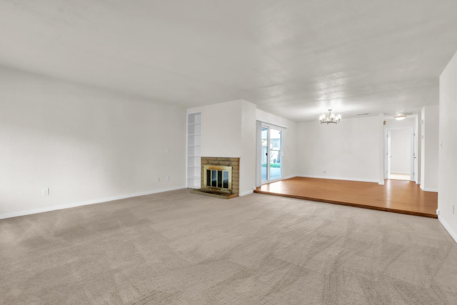 6910 Folsom Oaks Court