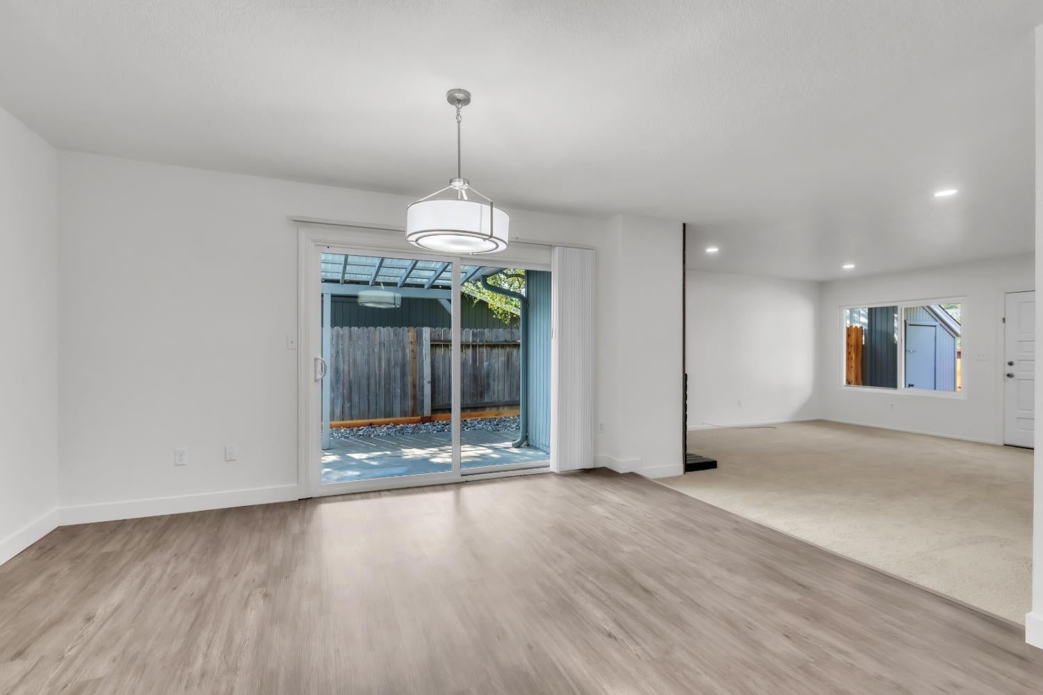 6910 Folsom Oaks Court