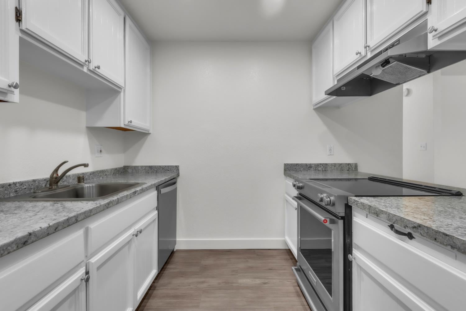 6910 Folsom Oaks Court