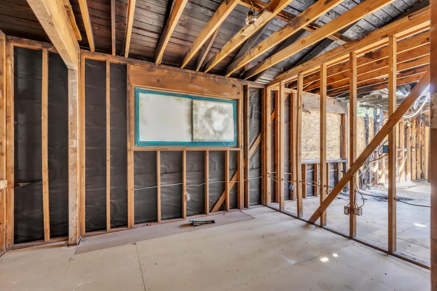 1591 Sharon Drive