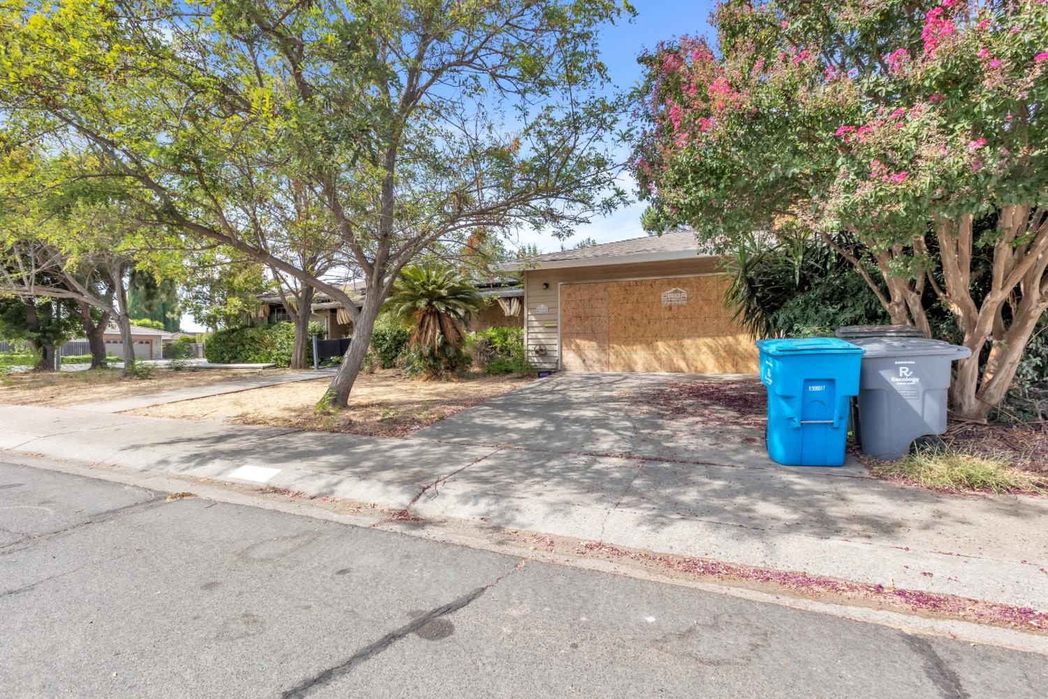 1591 Sharon Drive