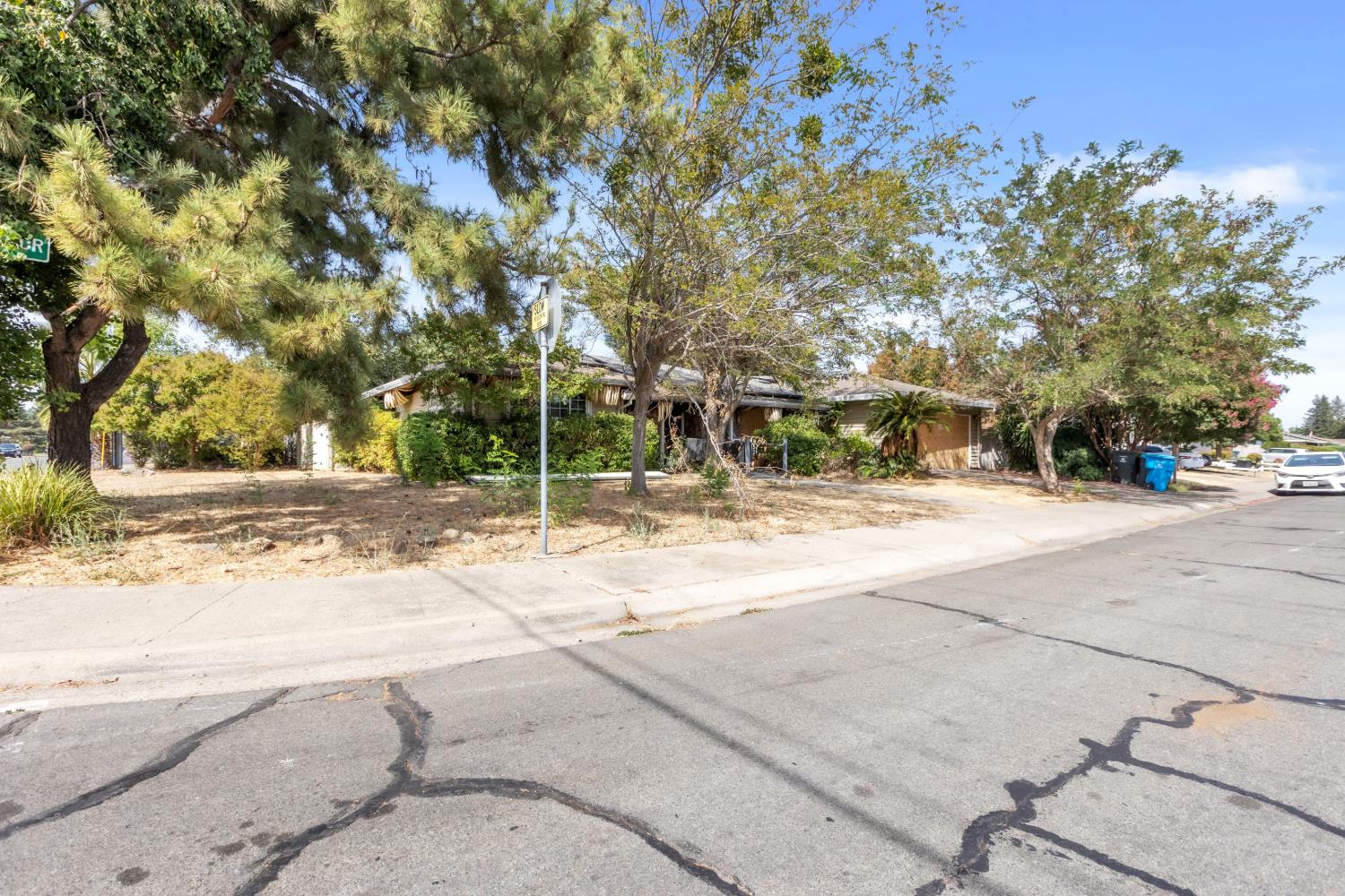 1591 Sharon Drive
