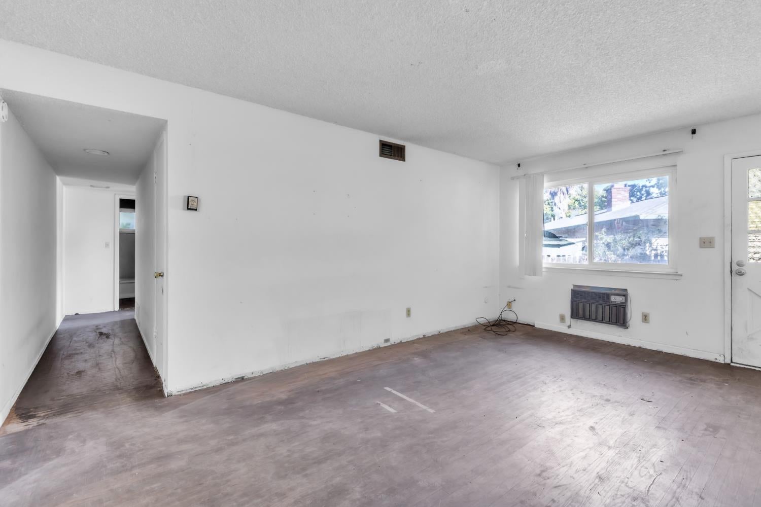 1309 Topaz Way