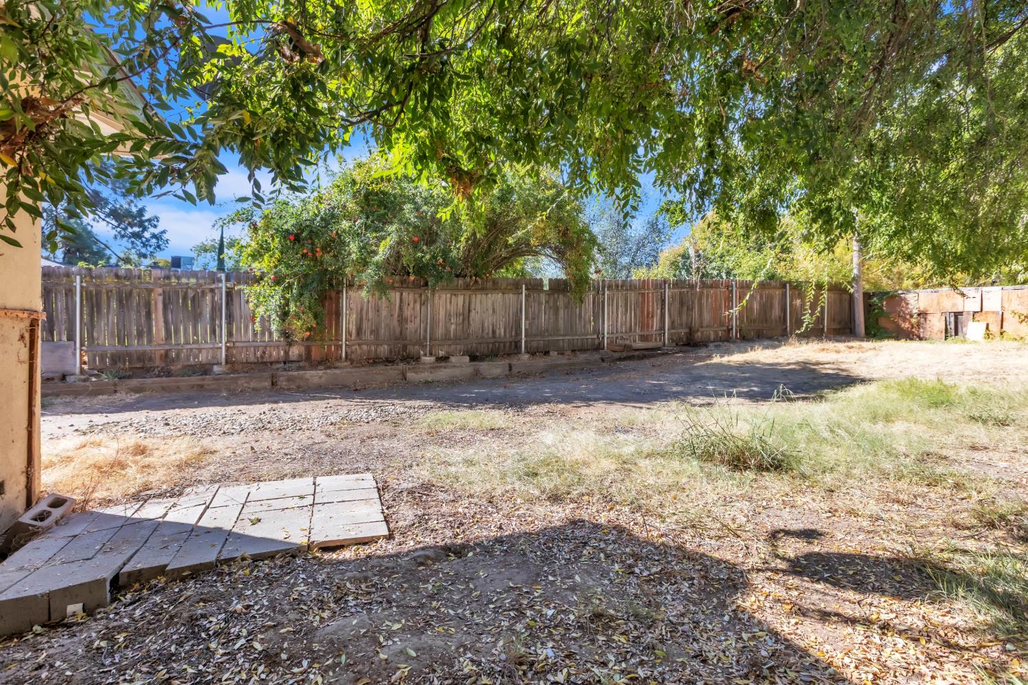 1309 Topaz Way