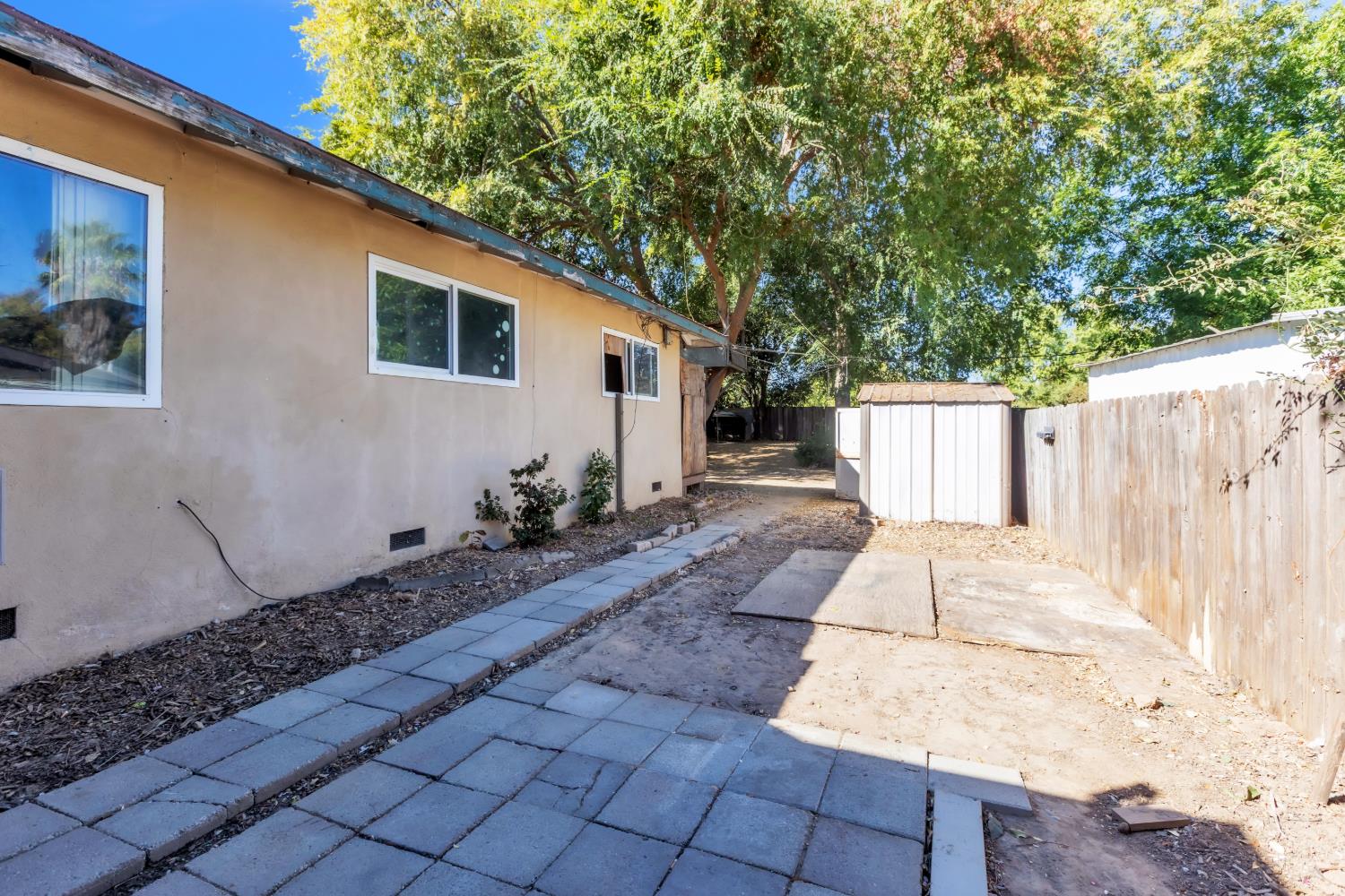 1309 Topaz Way