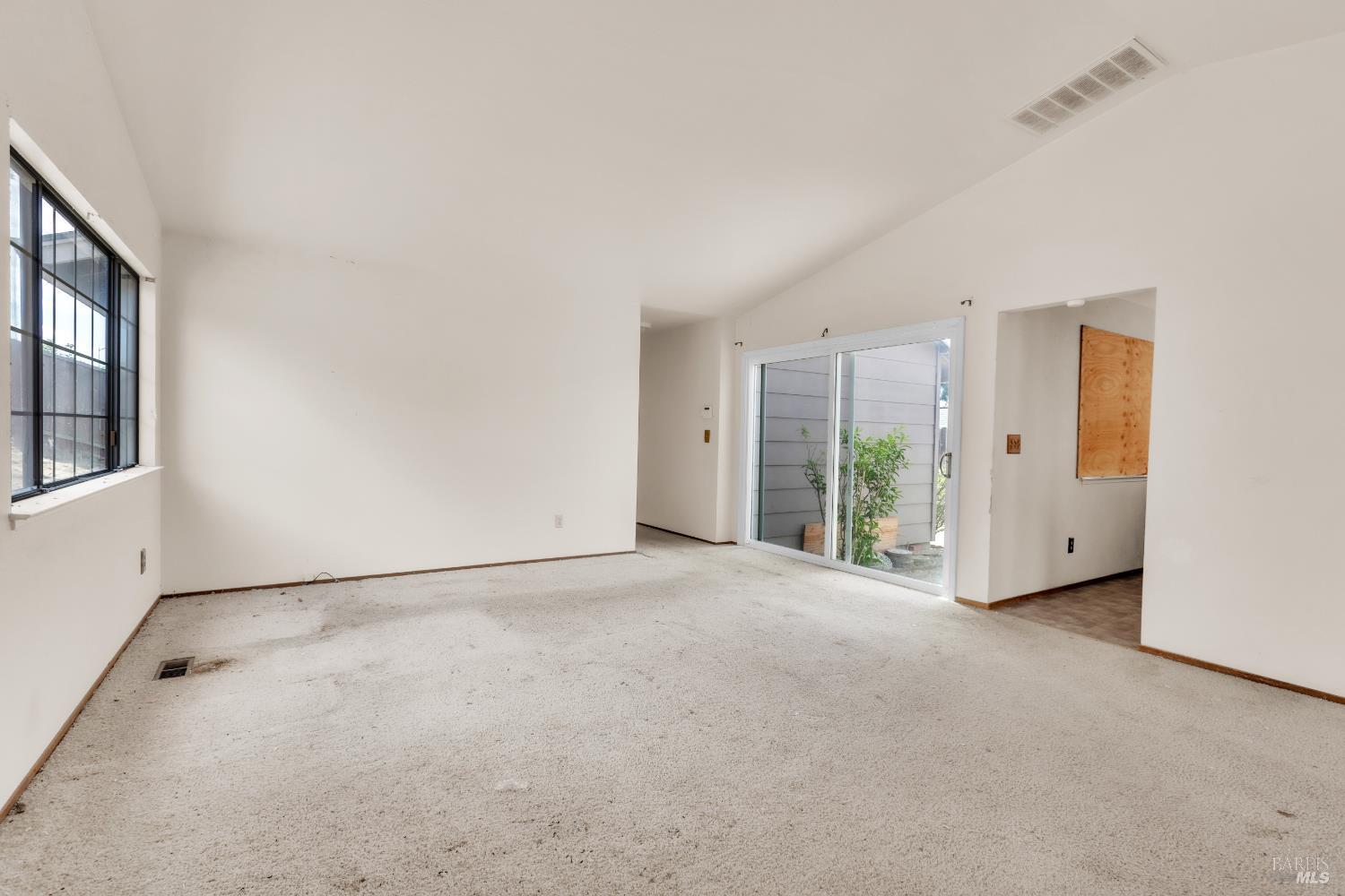 1057 Topsail Drive