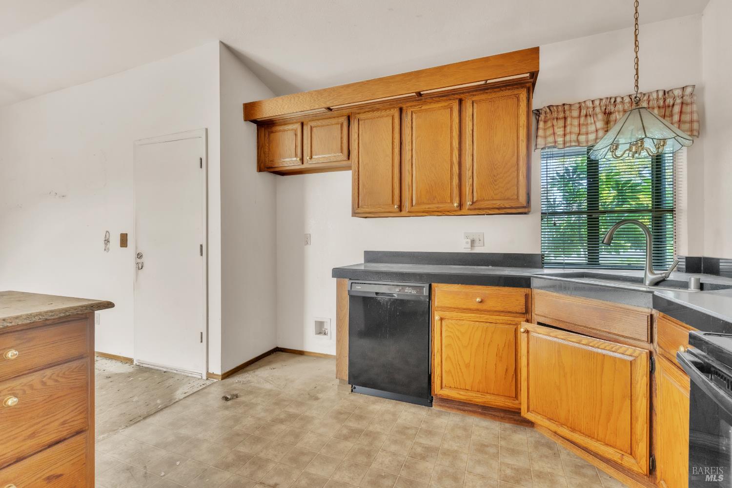 1057 Topsail Drive