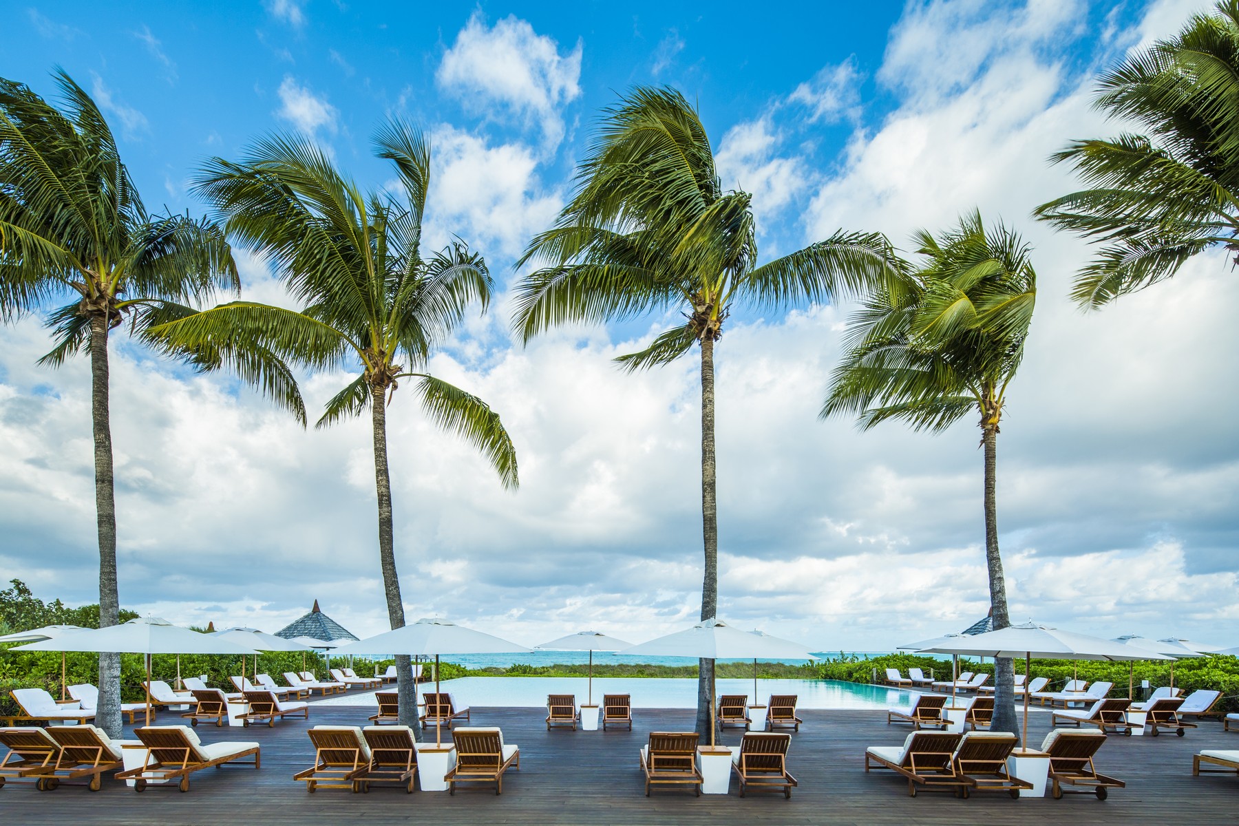 Lucky House, Beachfront