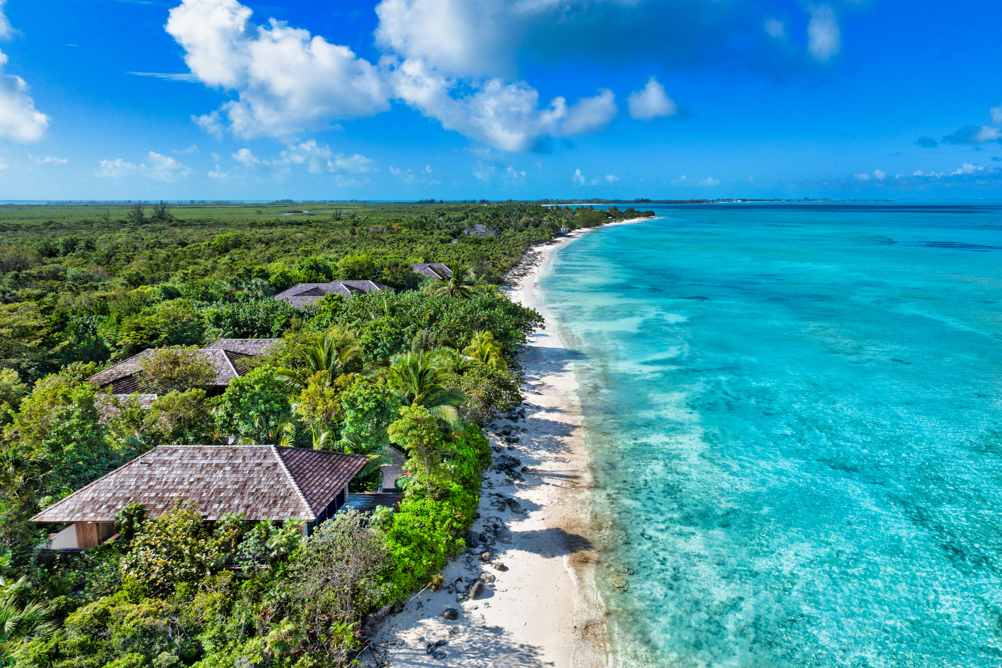 Lucky House, Beachfront