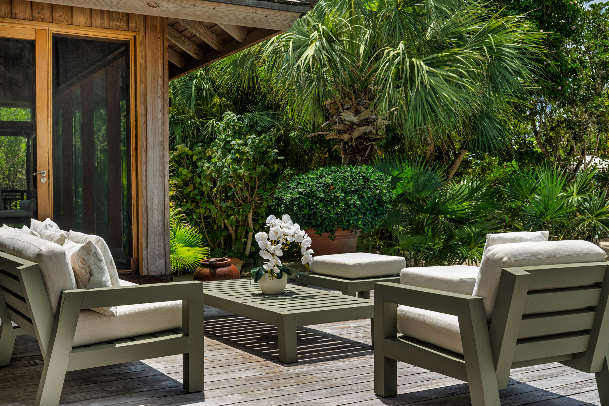 Lucky House, Beachfront
