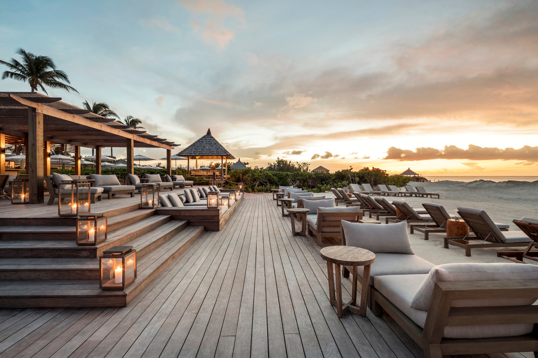 Lucky House, Beachfront