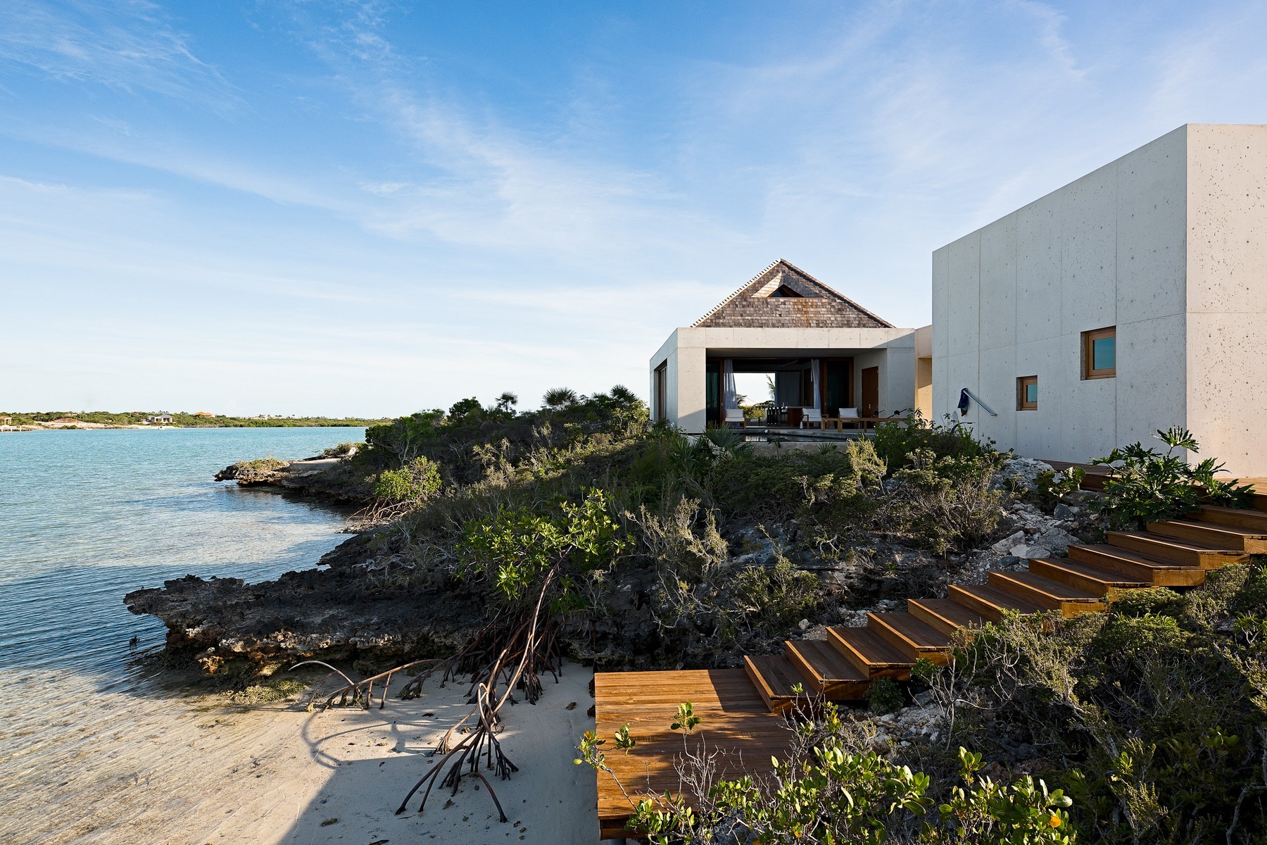 Le Cabanon, 33 Silly Creek