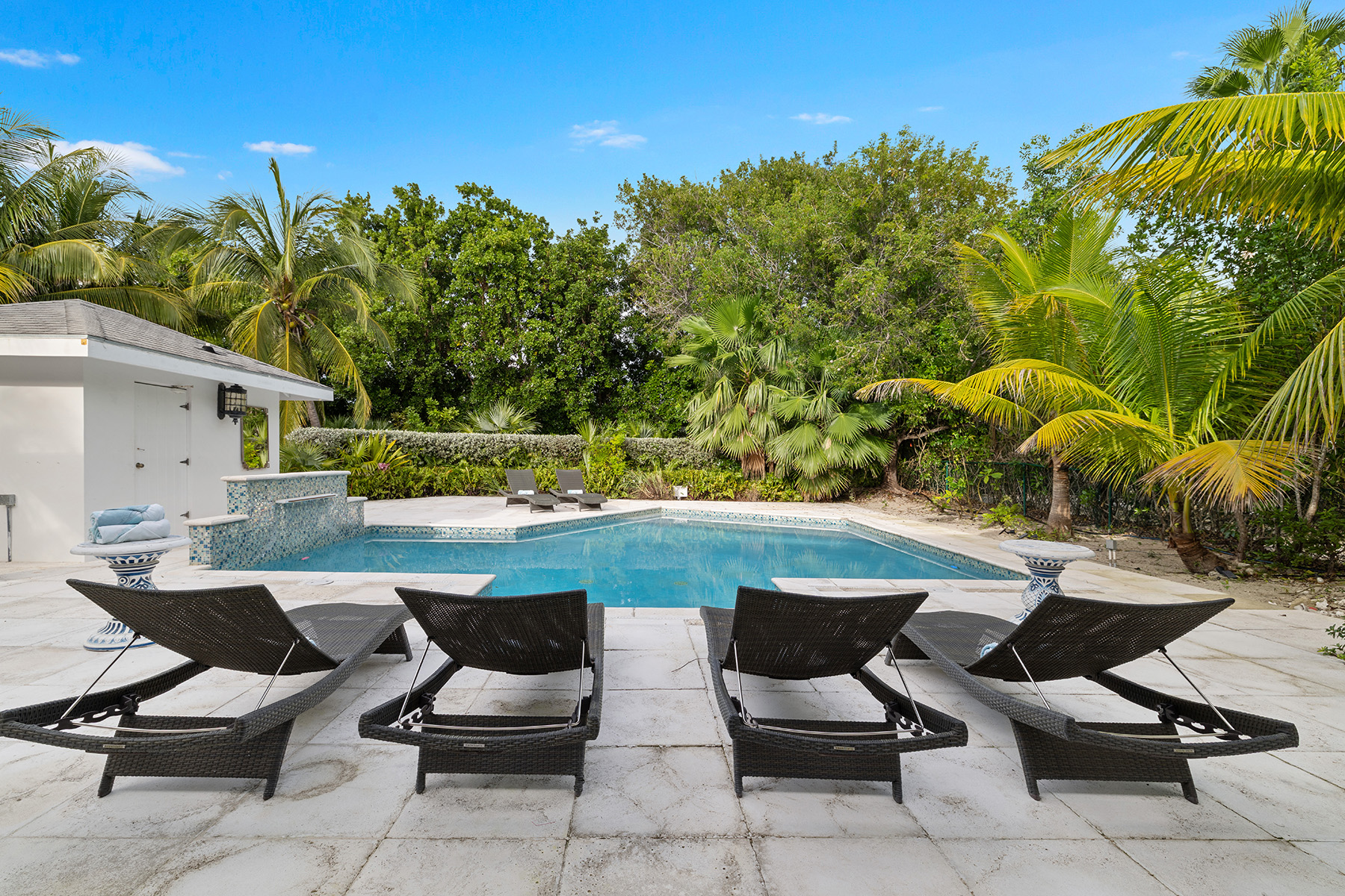 Beach Daze Villa 