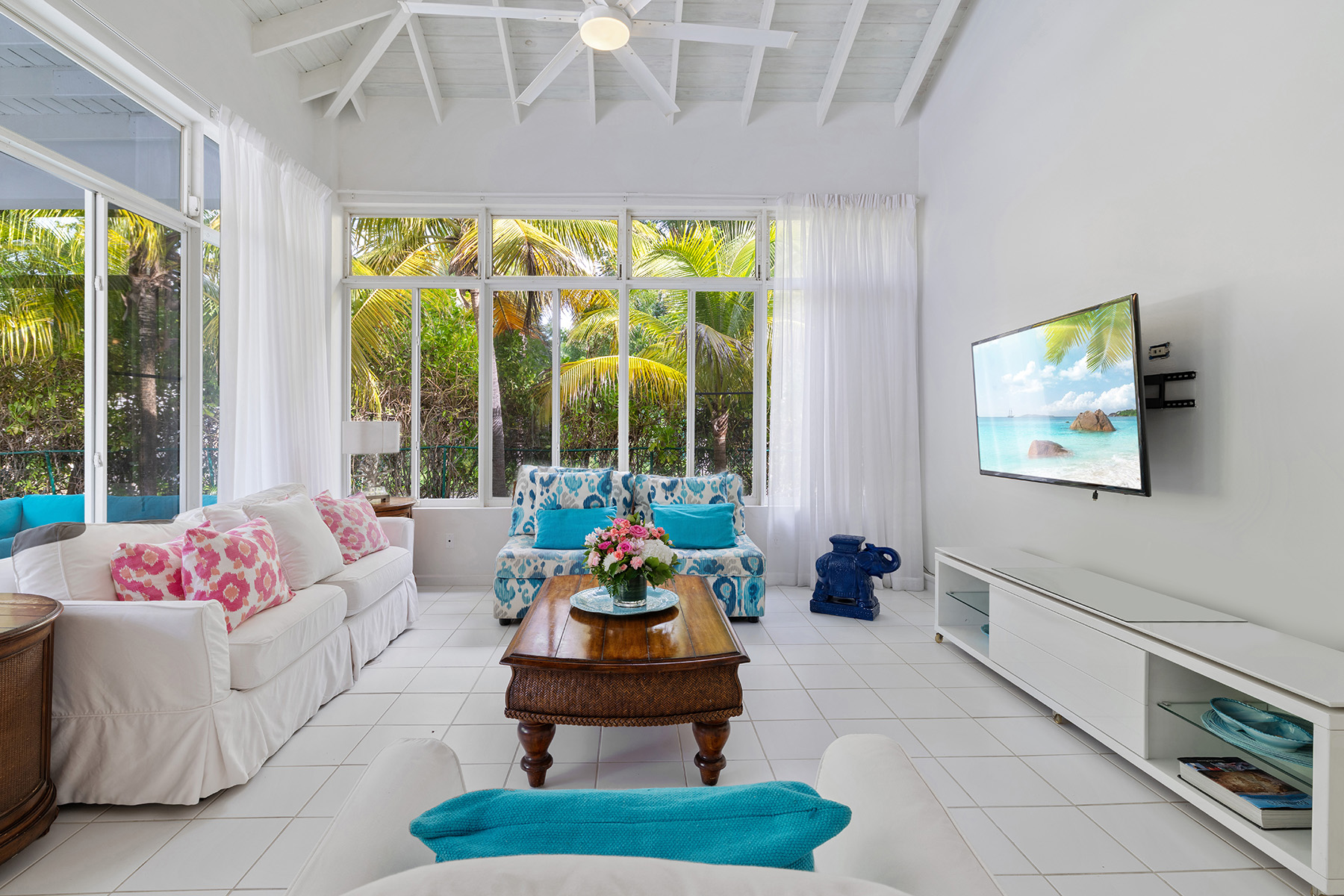 Beach Daze Villa 