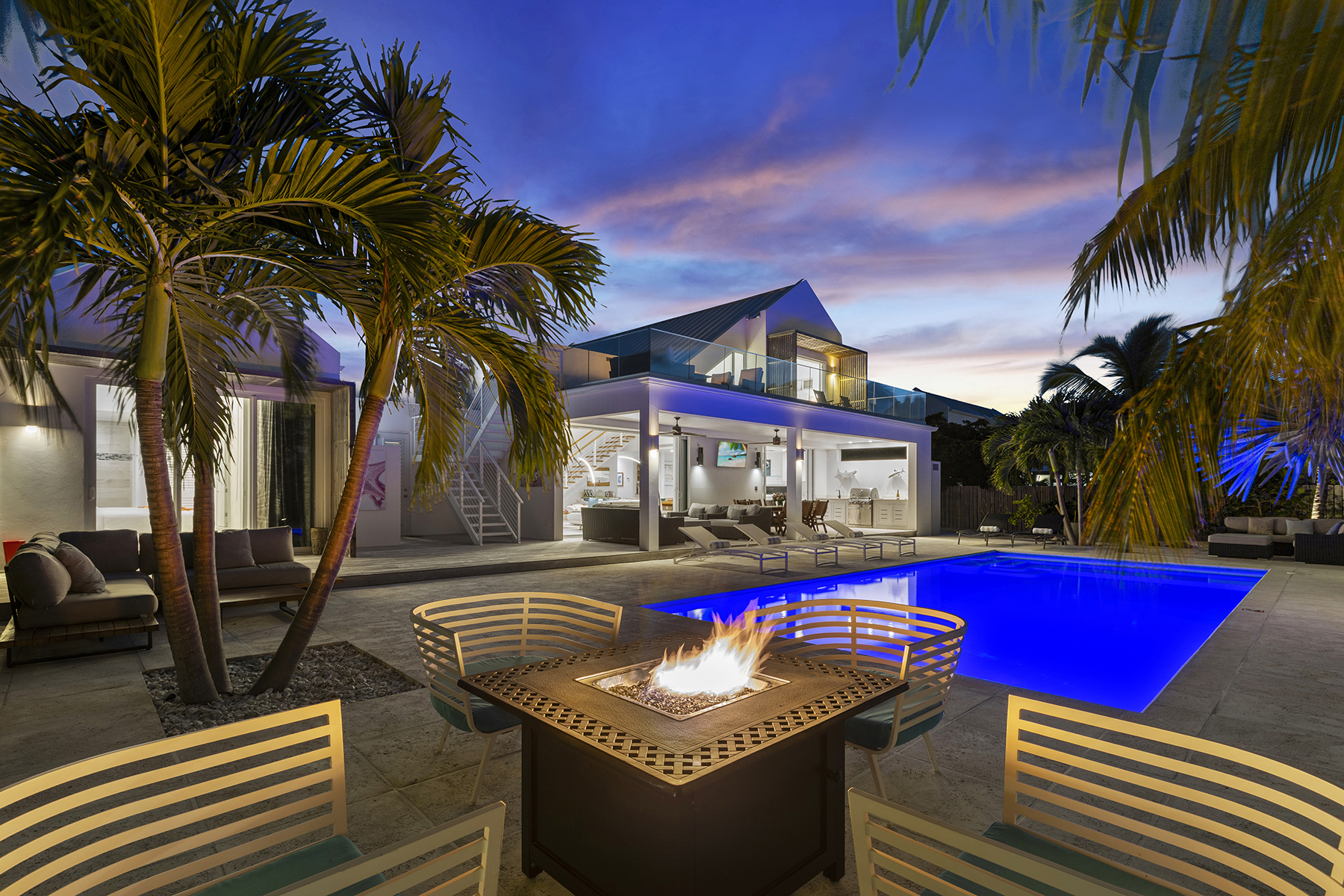 Sunset Beach Villa Unparalleled 21