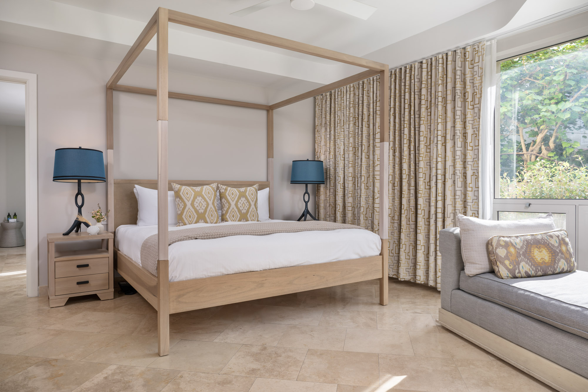 Villas at Grace Bay Club E101.102
