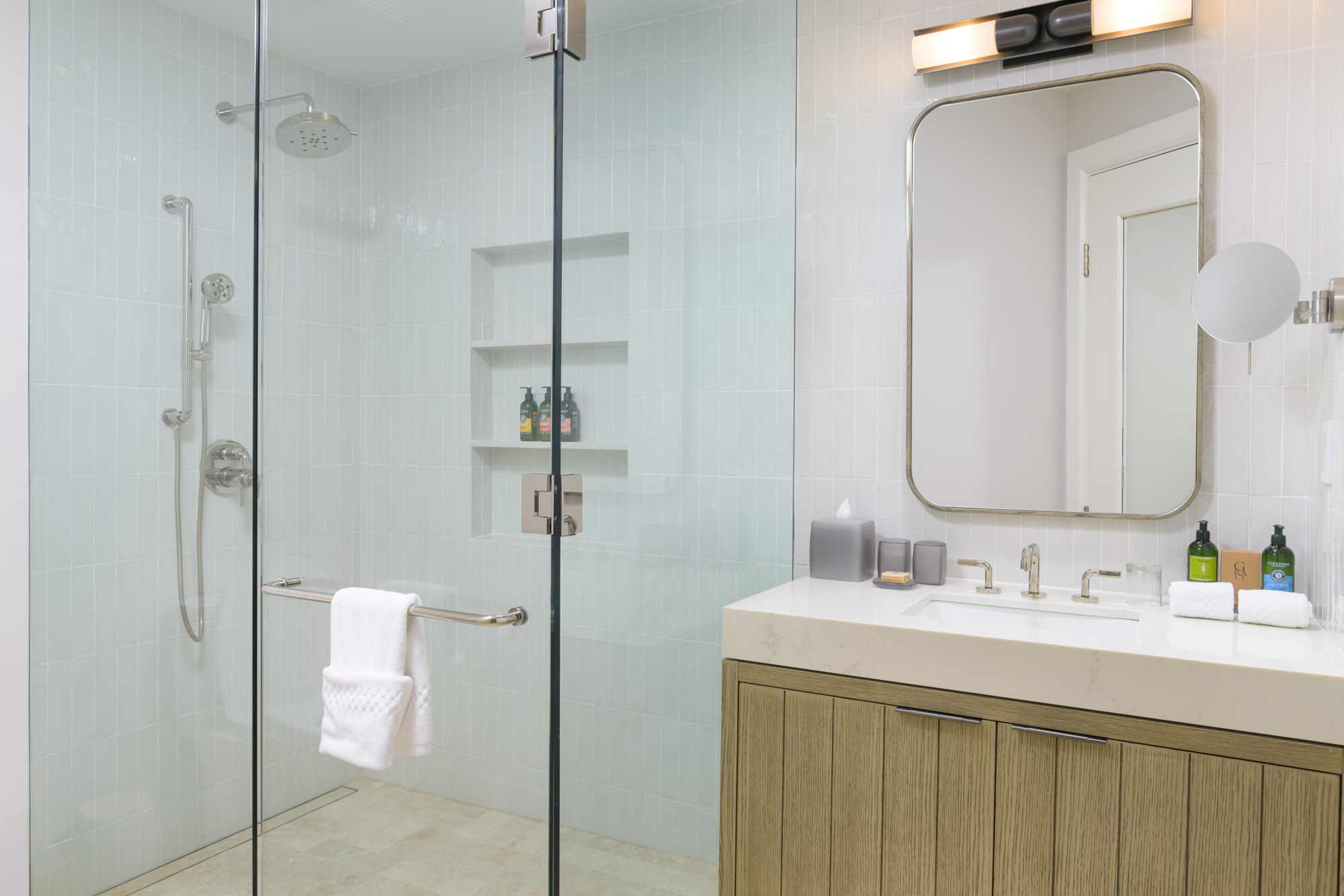 Villas at Grace Bay Club E101.102