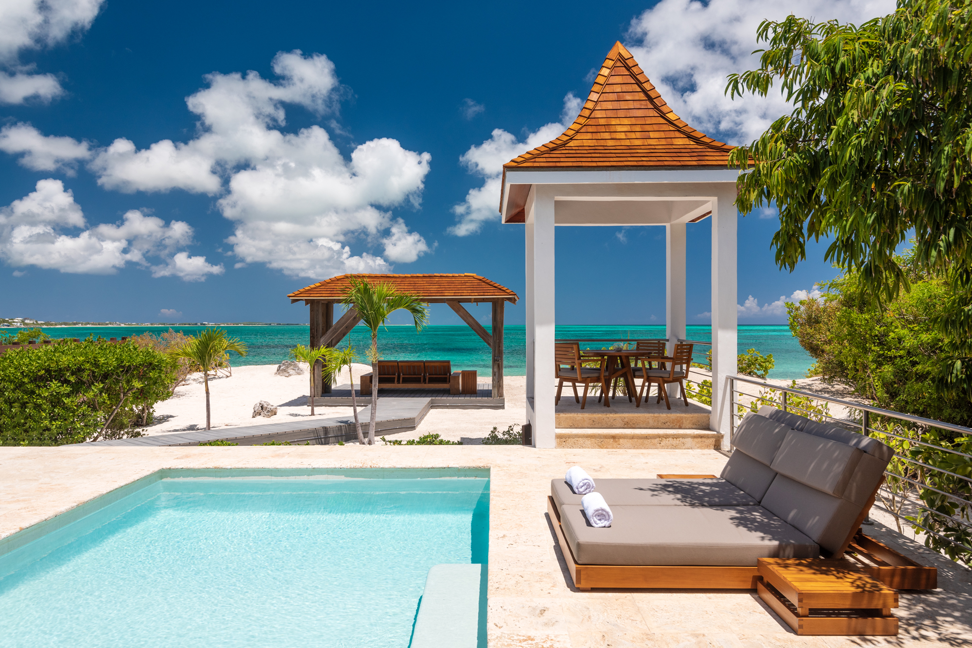 Beachfront 88 Coconut Road