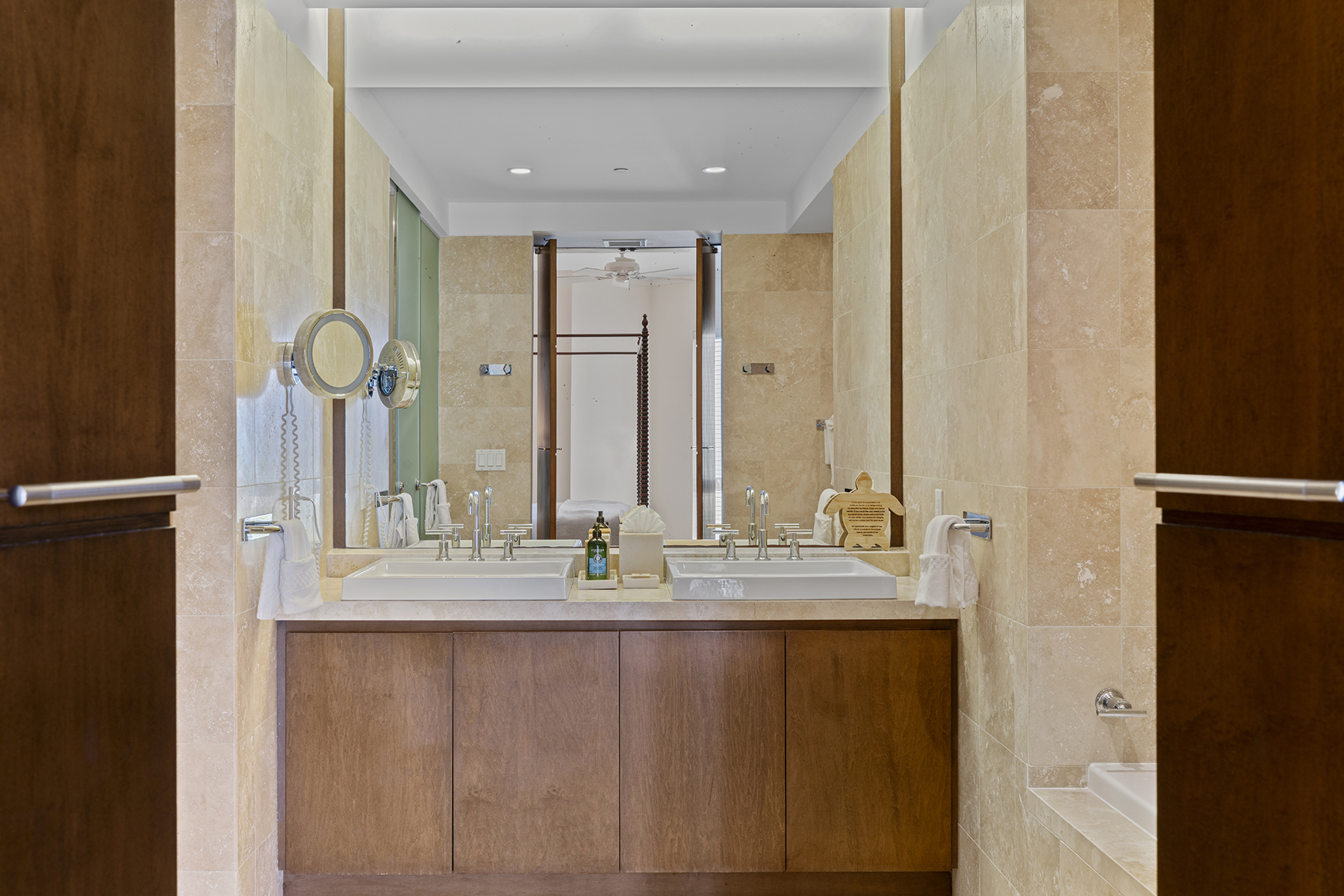 West Bay Club Suite 206