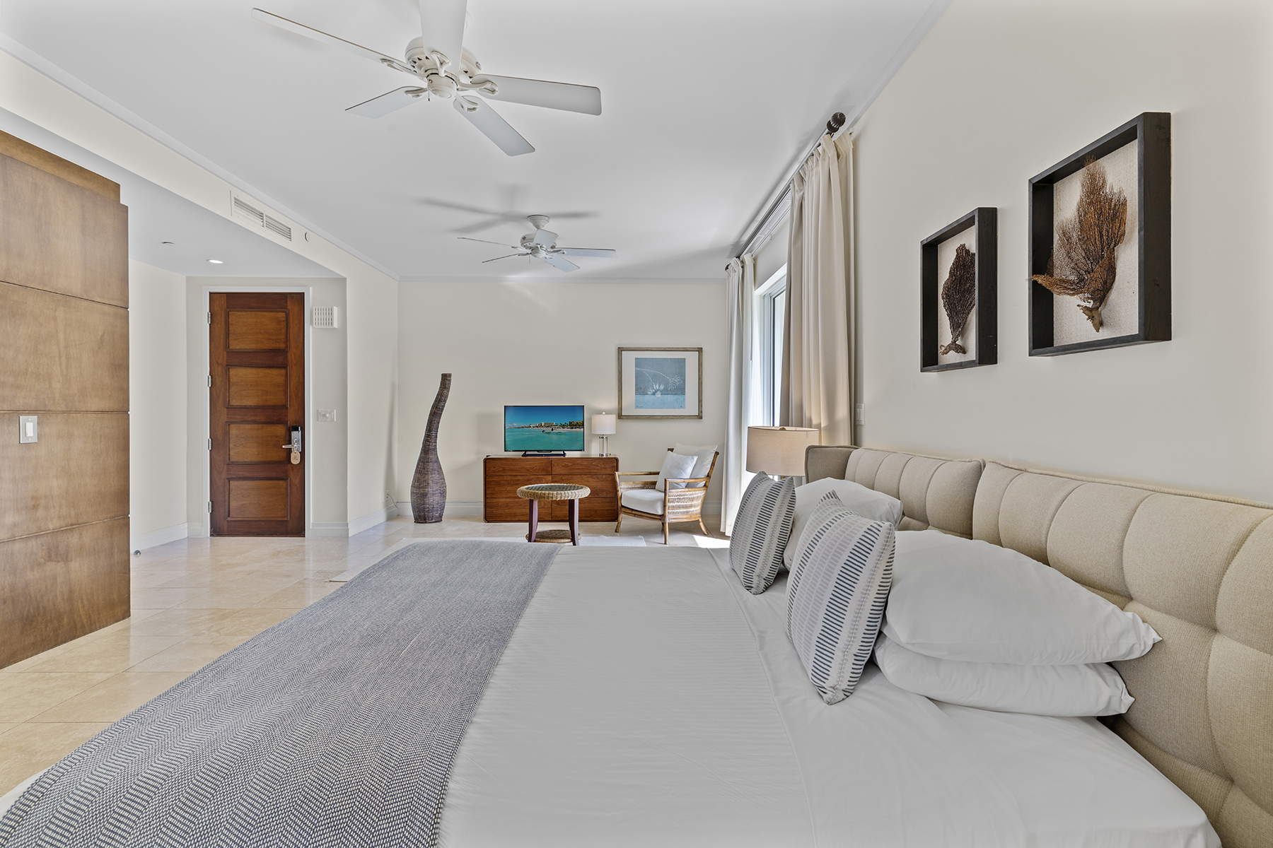 West Bay Club Suite 206