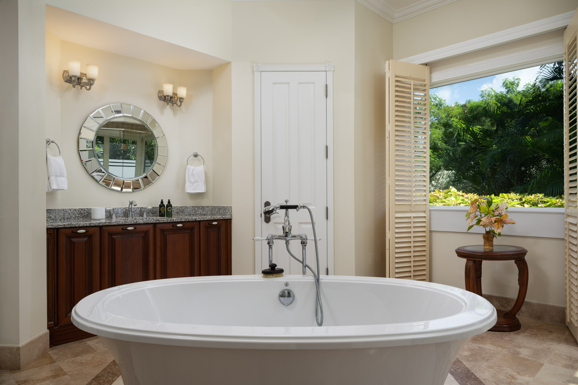 2 Sugar Apple Court