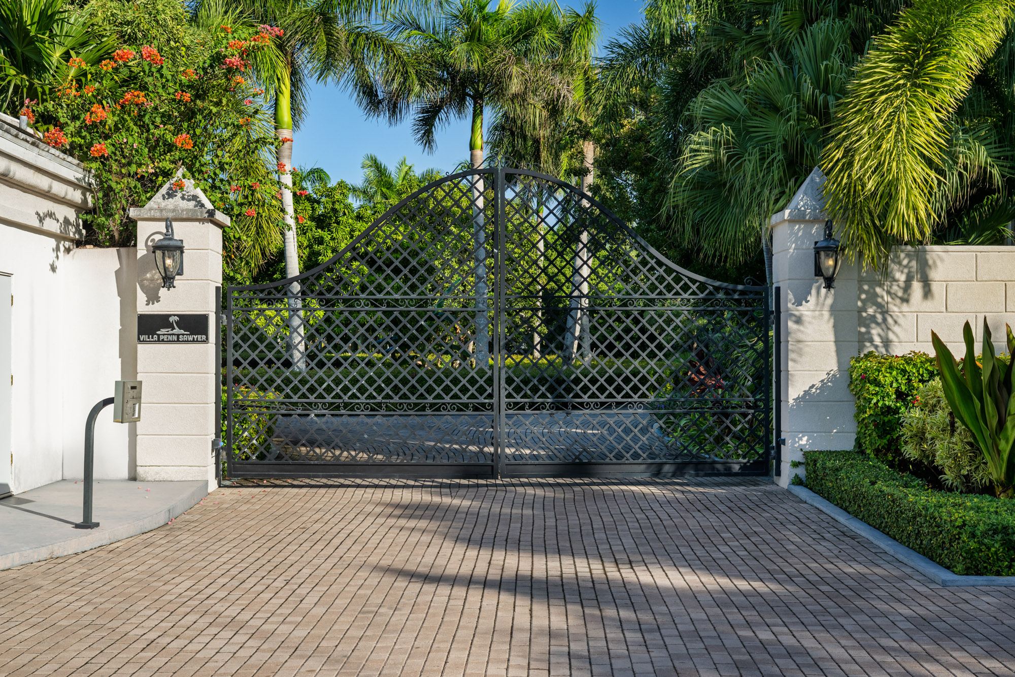 2 Sugar Apple Court