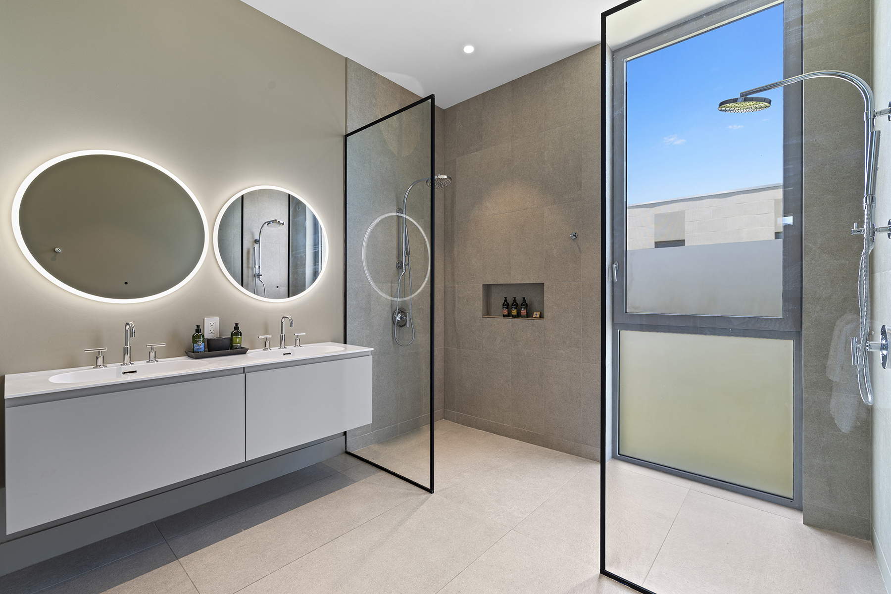 Ocean Estate 10 South Bank