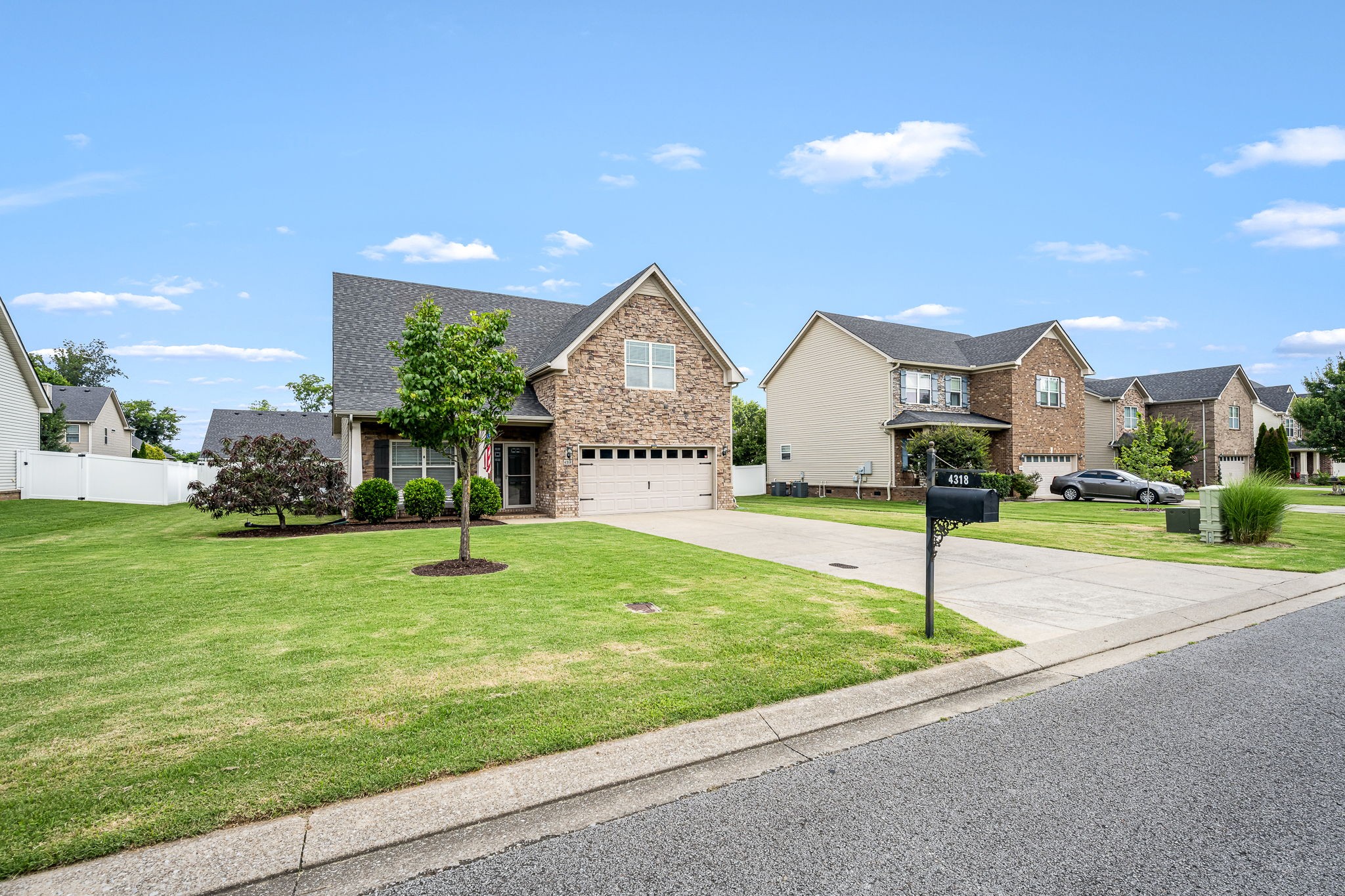 4318 Roxburghe Ct