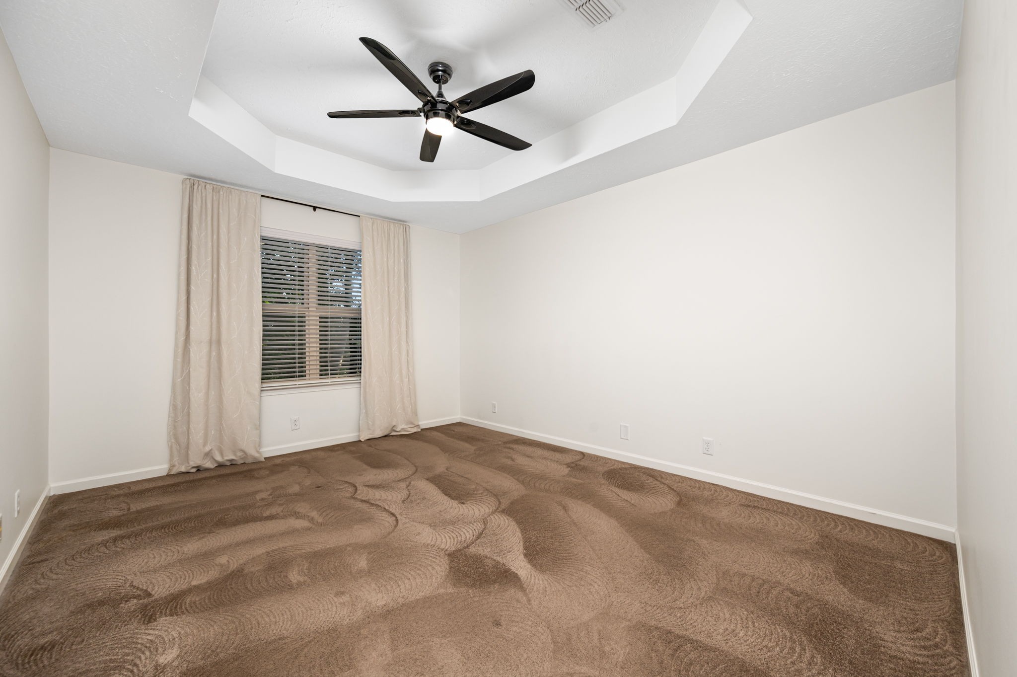 4419 Sunday Silence Way