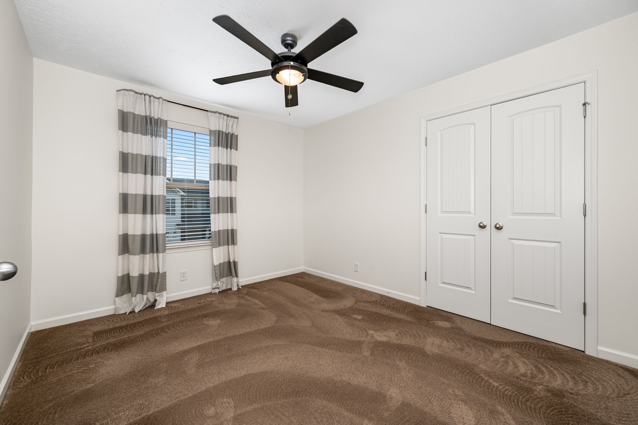 4419 Sunday Silence Way