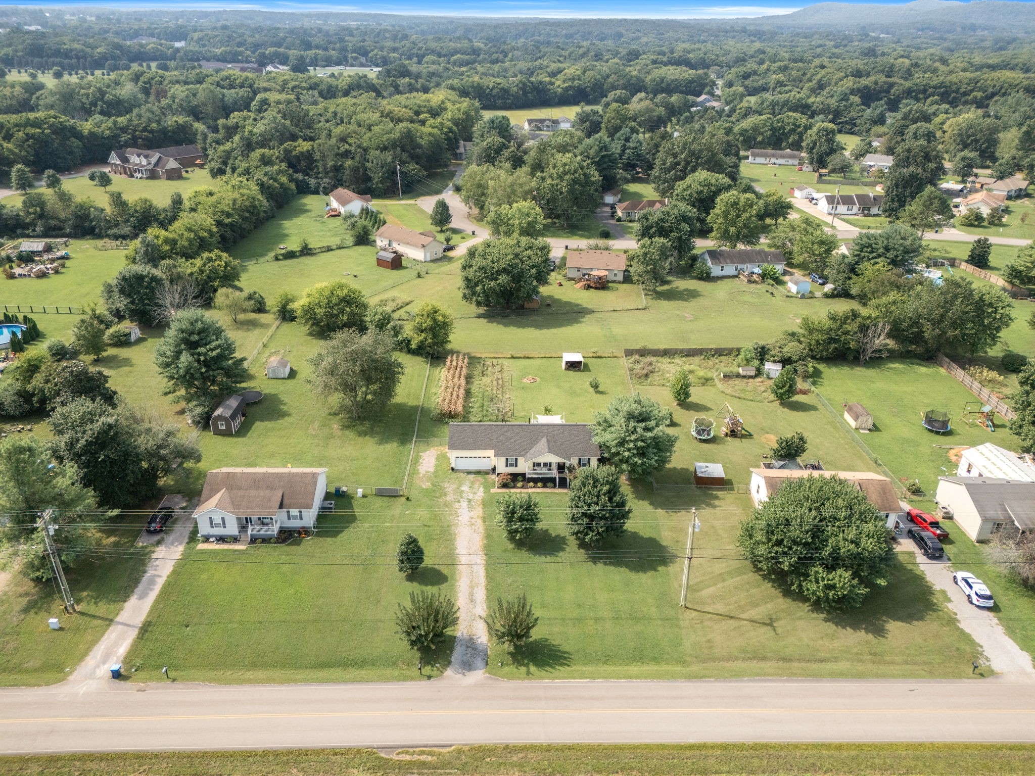 1821 Thompson Rd