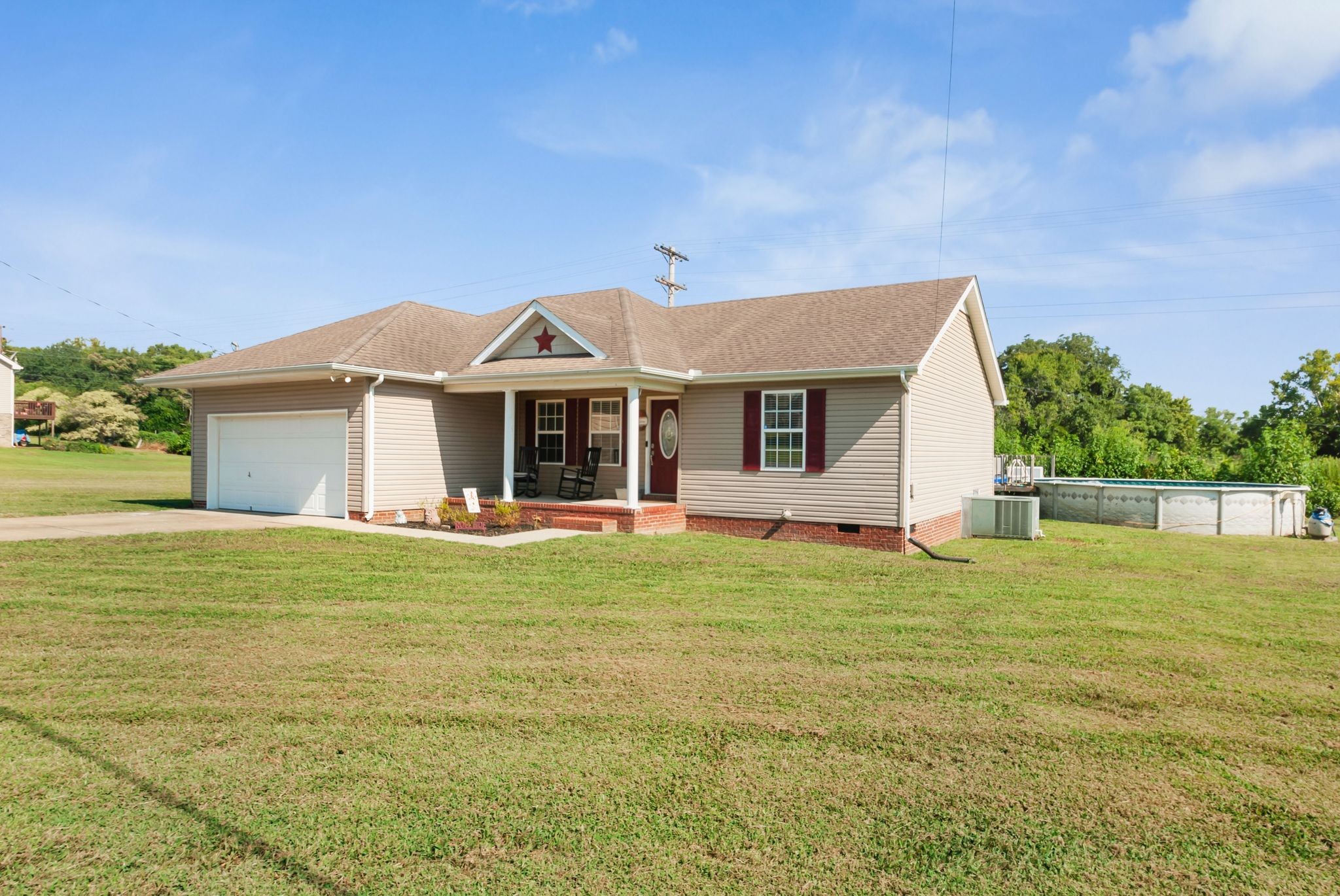 121 Talladega Way