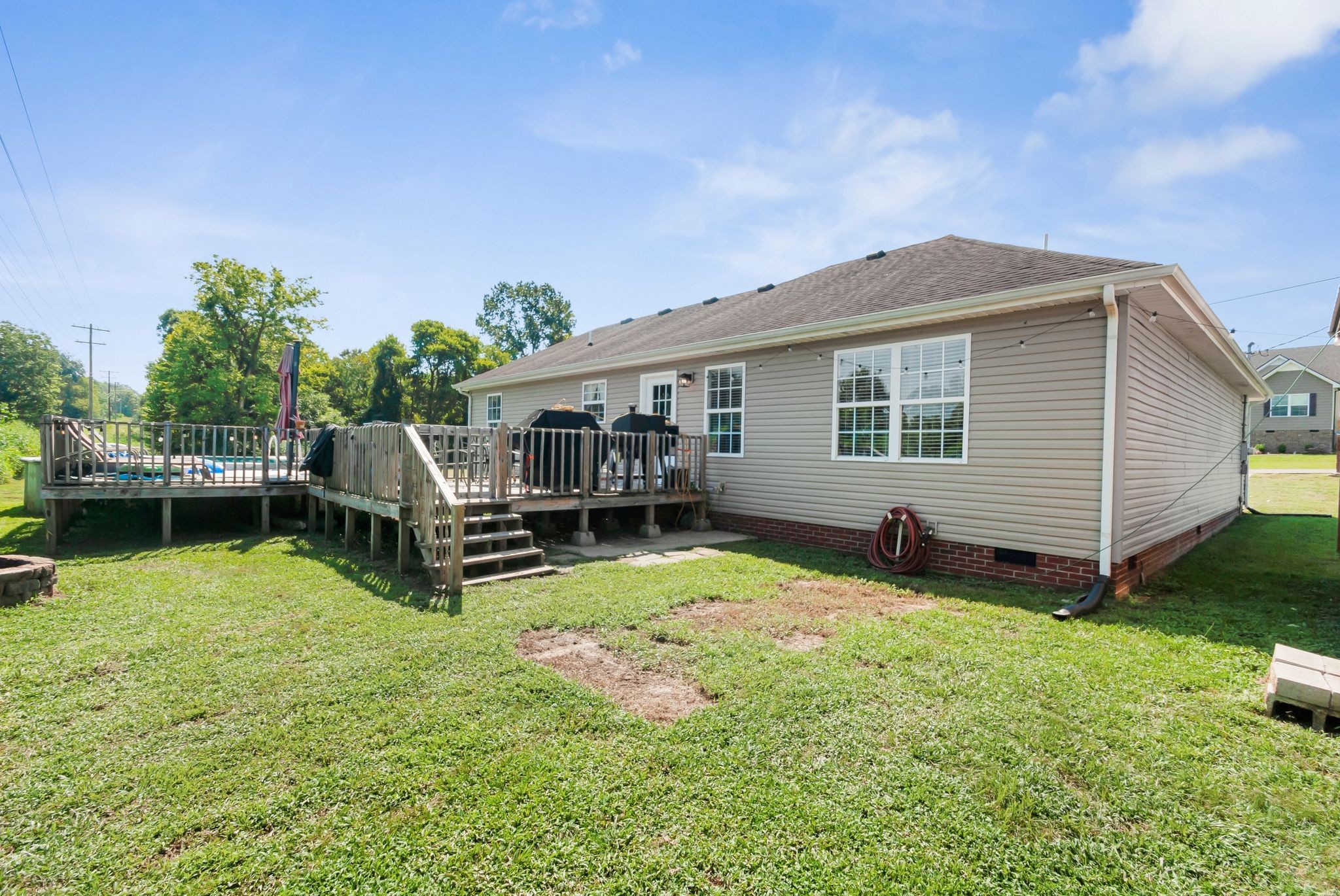 121 Talladega Way