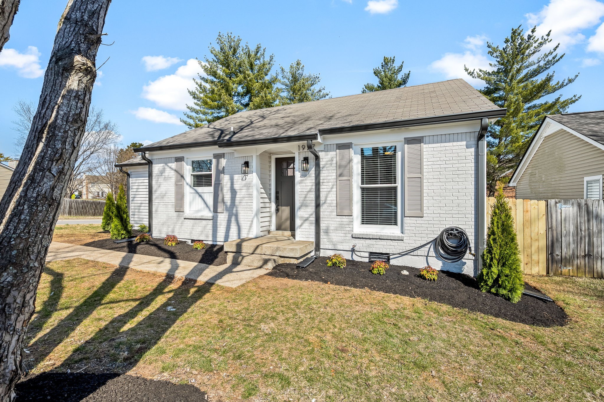 1977 Timberline Way